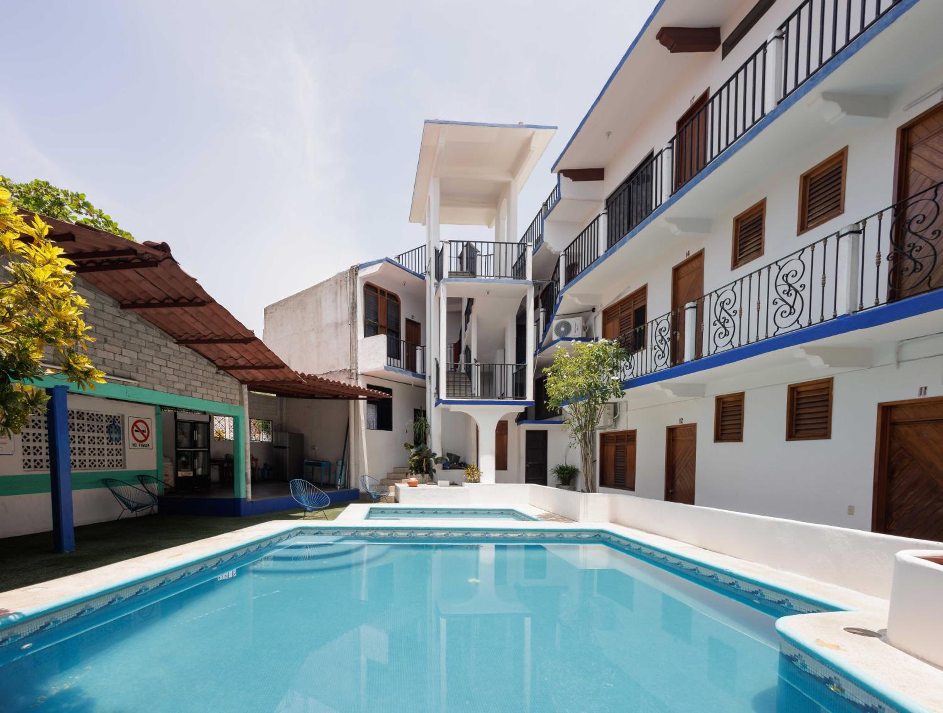 Twin Room with Pool View - Photo 73