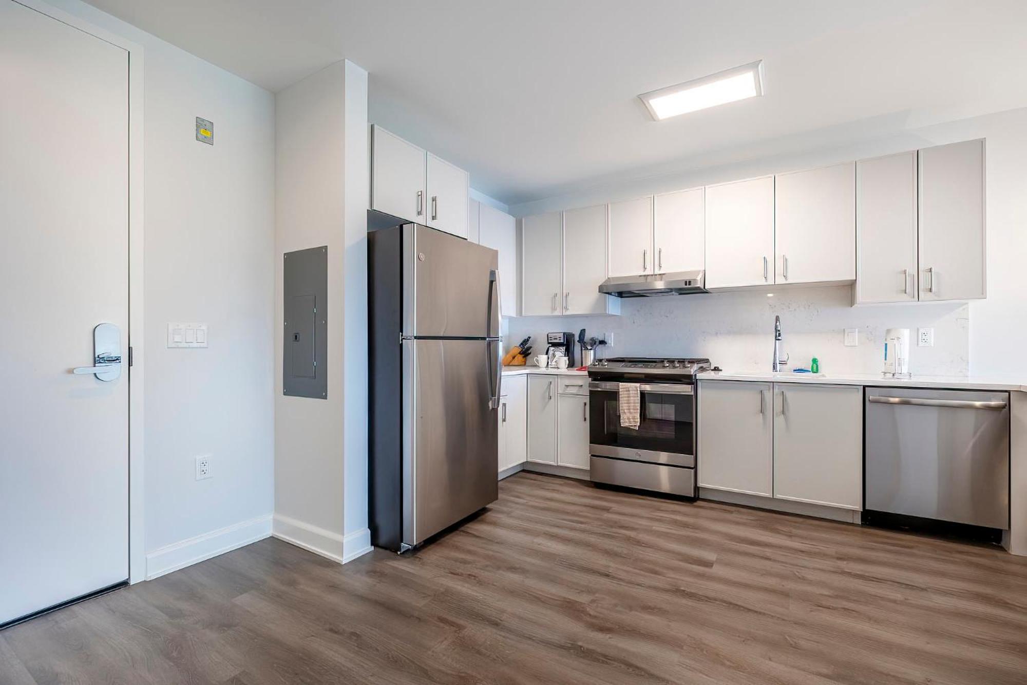 Apartment photo 2