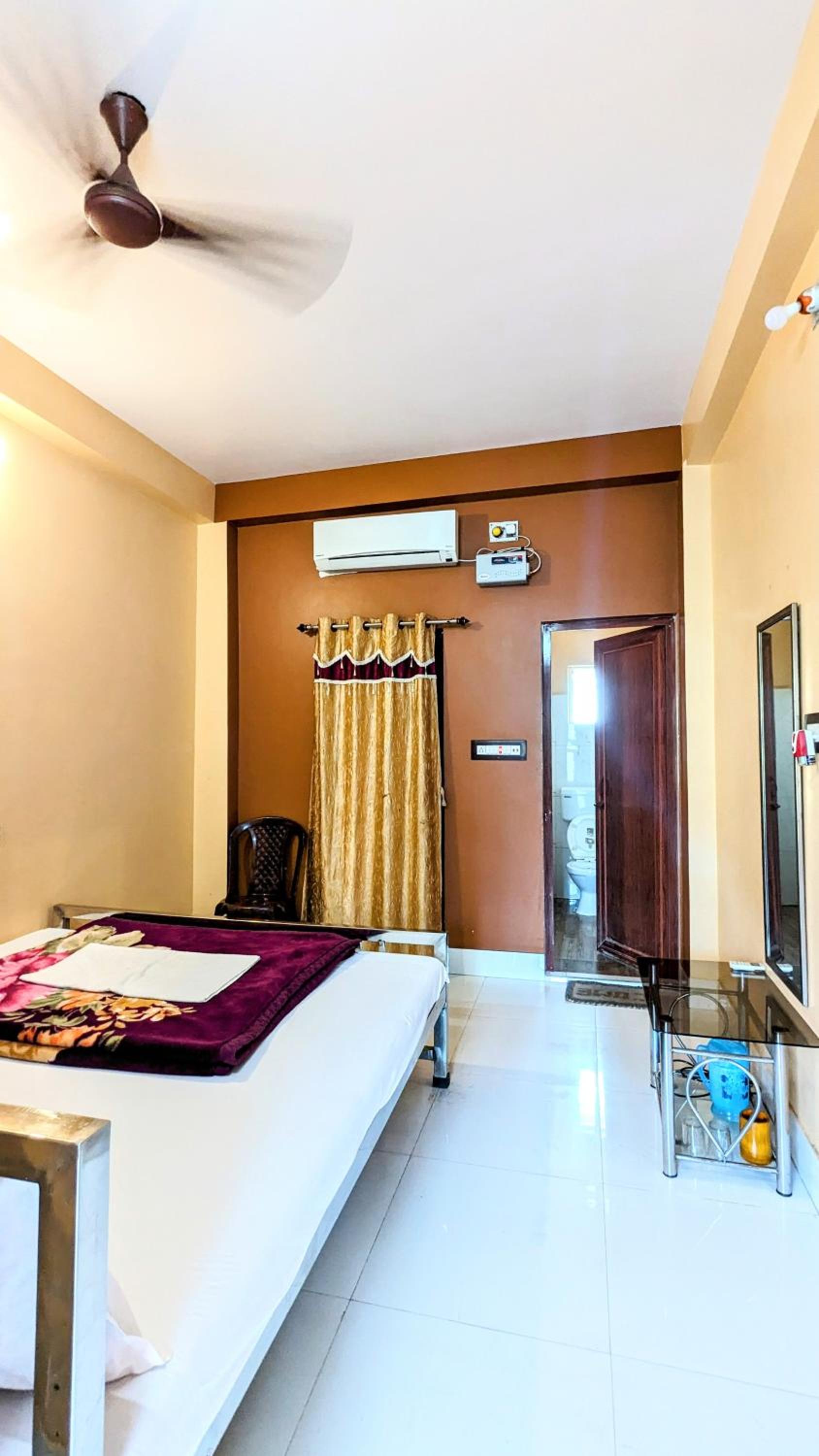 Deluxe Double Room with Balcony