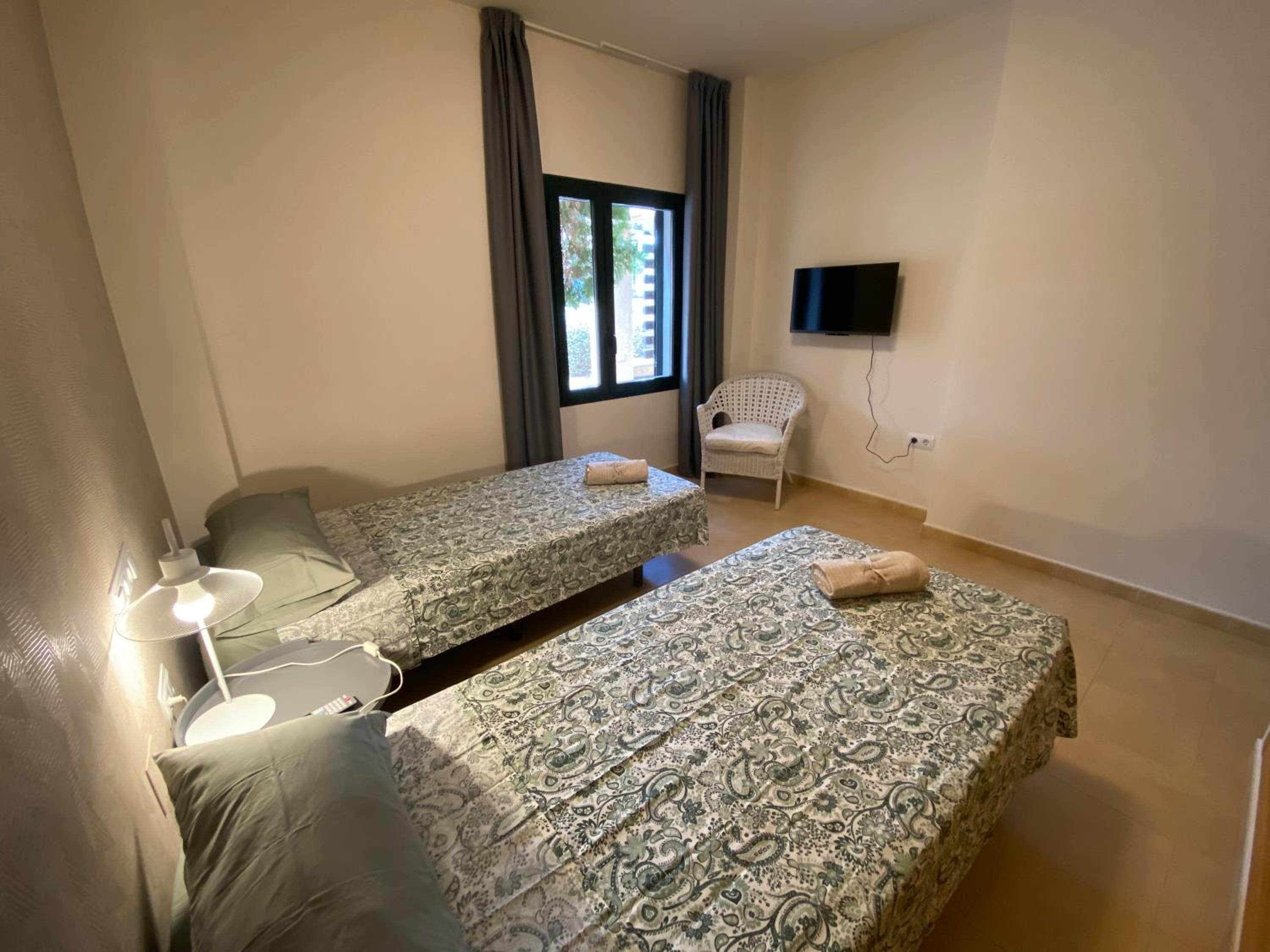 Apartamento de Dos Habitaciones con Terraza