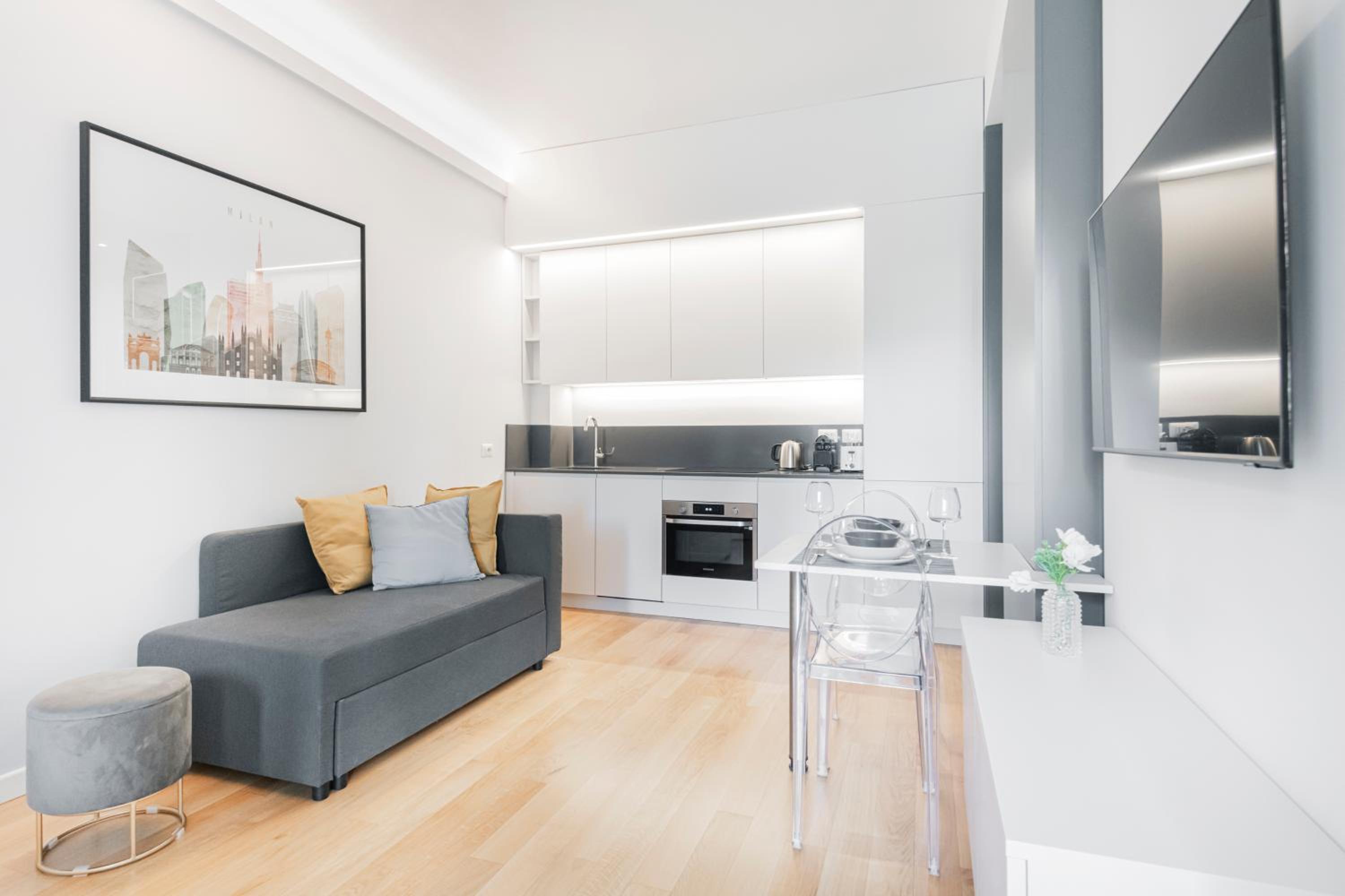 One-Bedroom Apartment