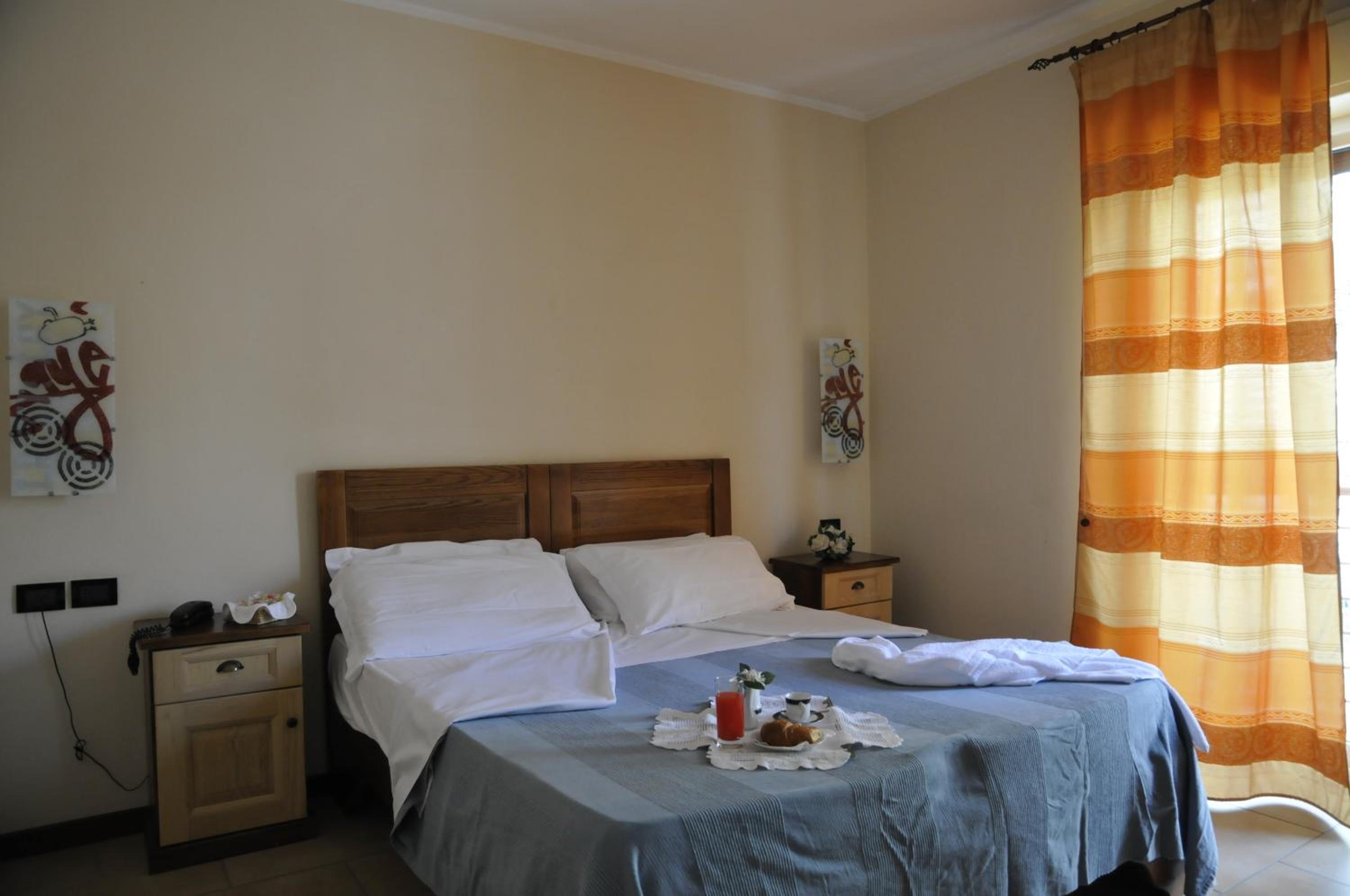 Triple Room - Photo 8