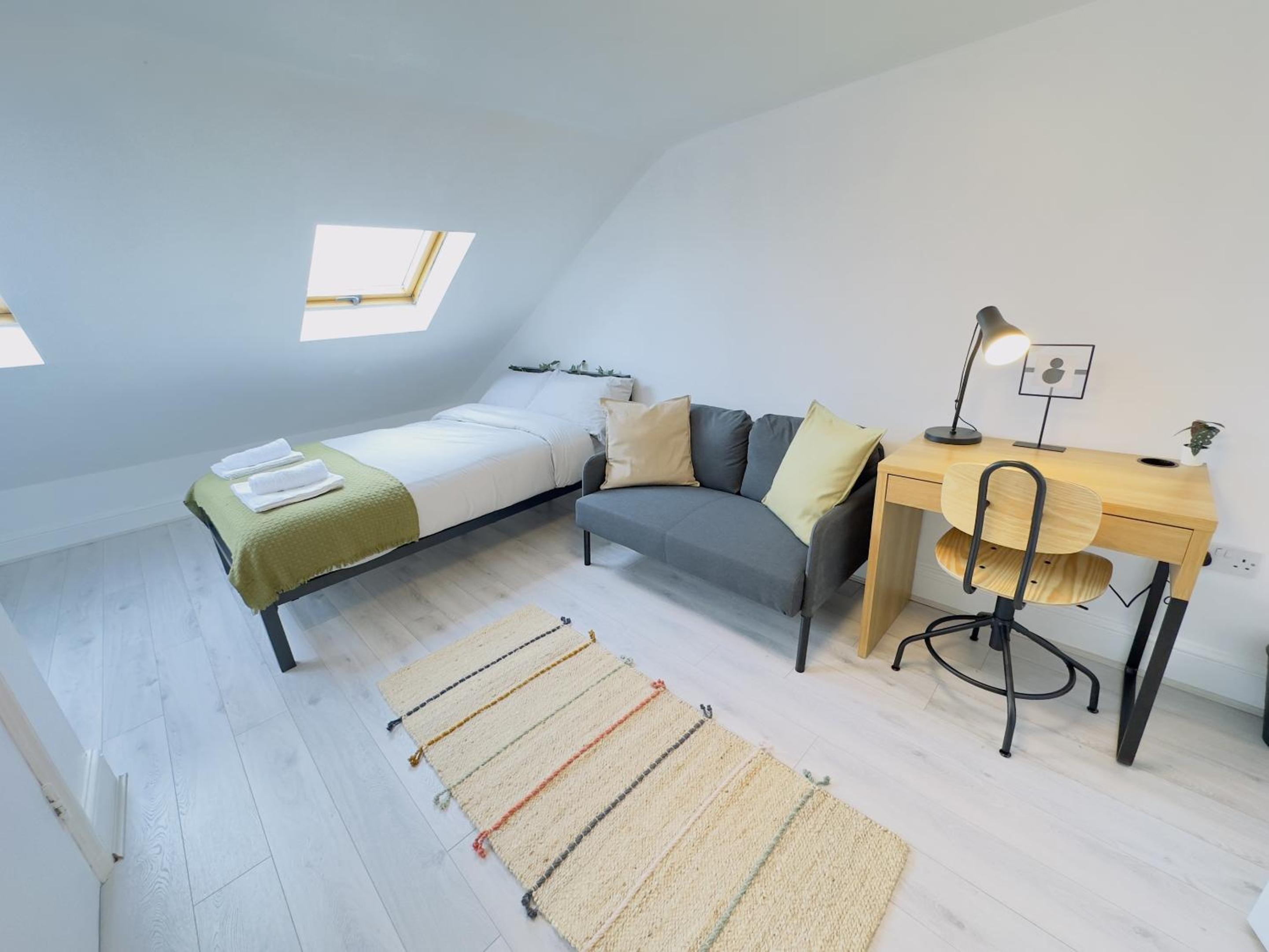 Double Room with Private Bathroom photo 1
