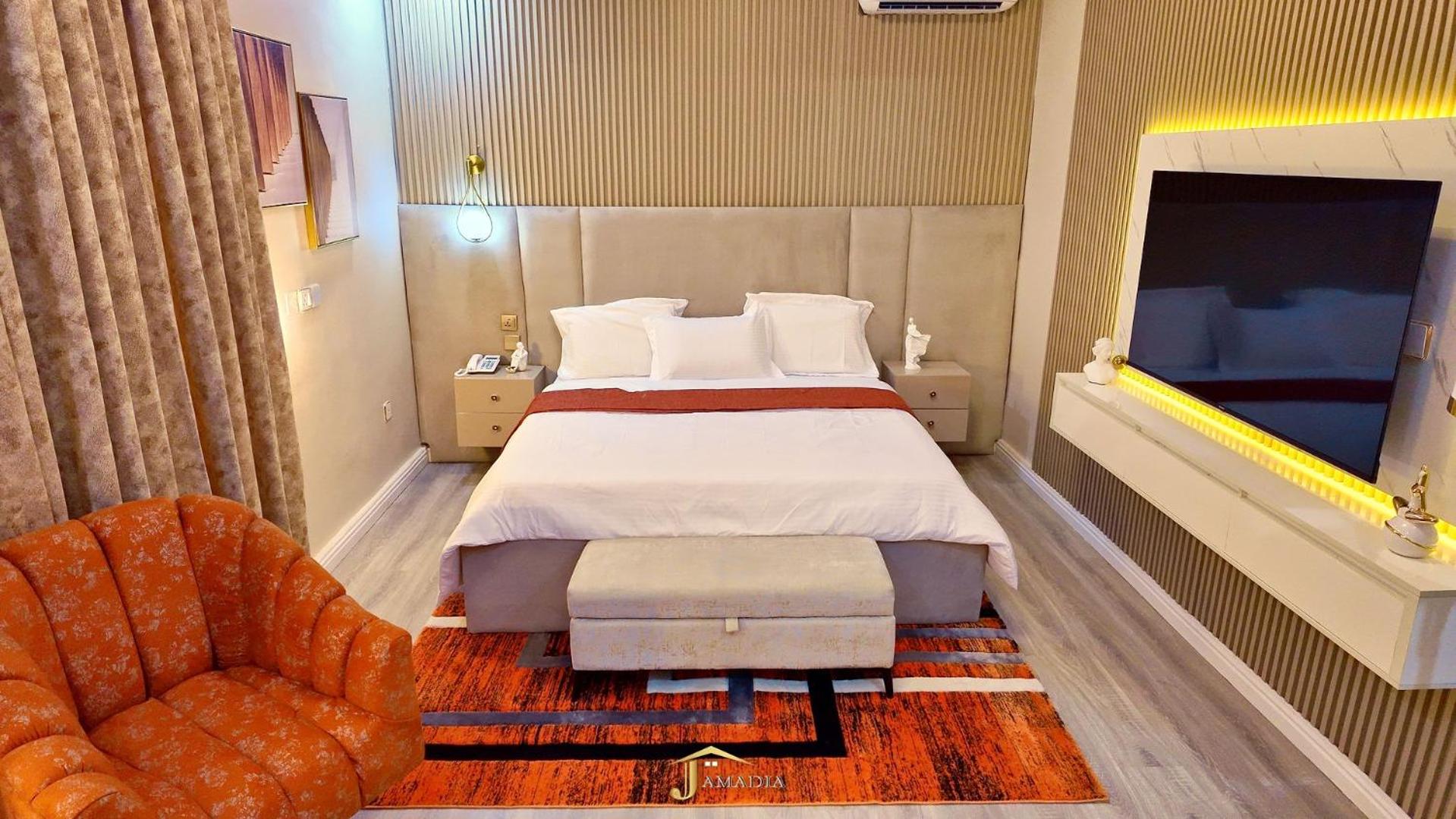 One-Bedroom Apartment - Non-Smoking