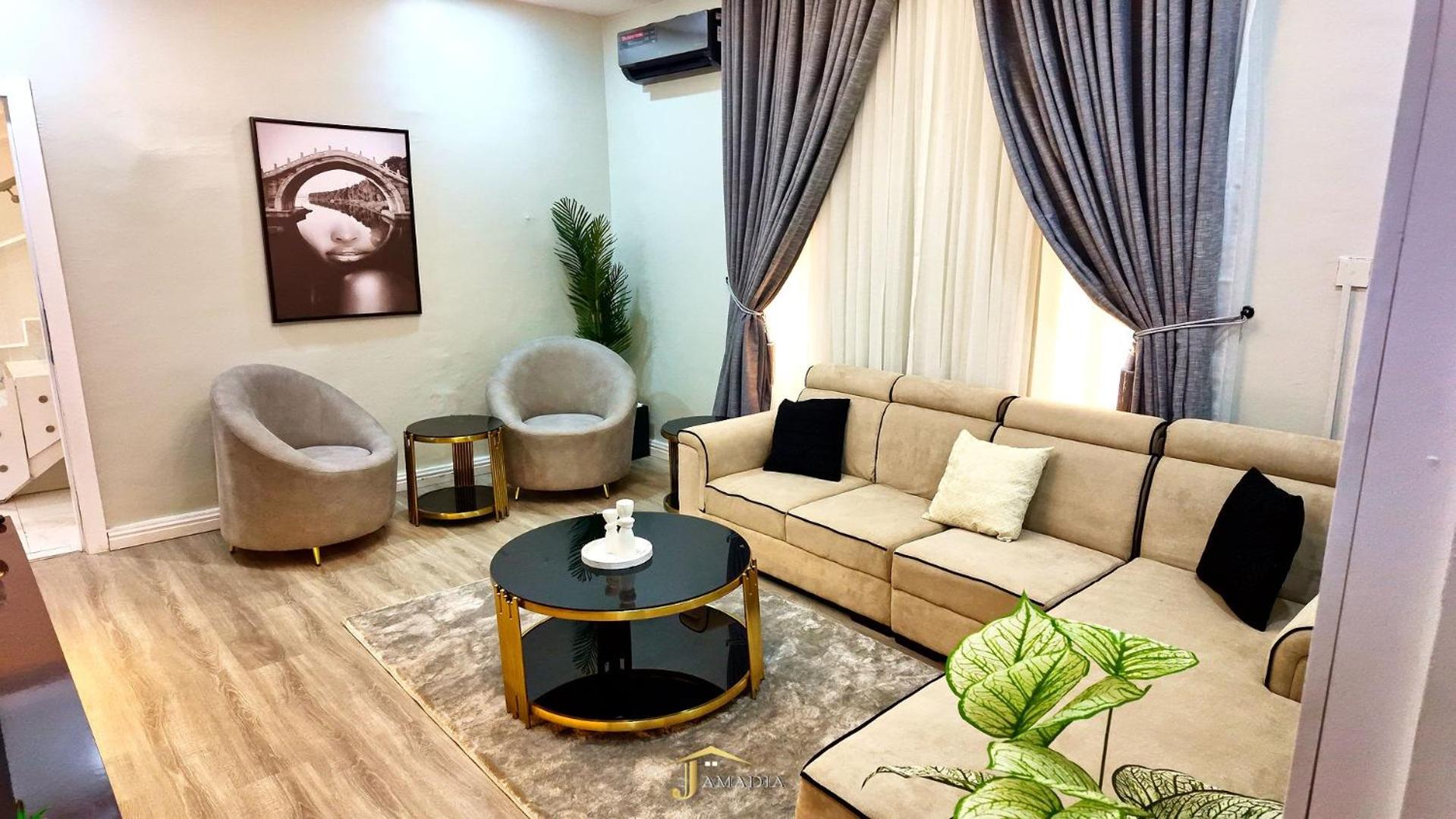 Suite Apartment