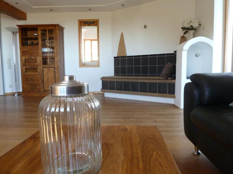 Four-Bedroom Apartment with Balcony  photo 3