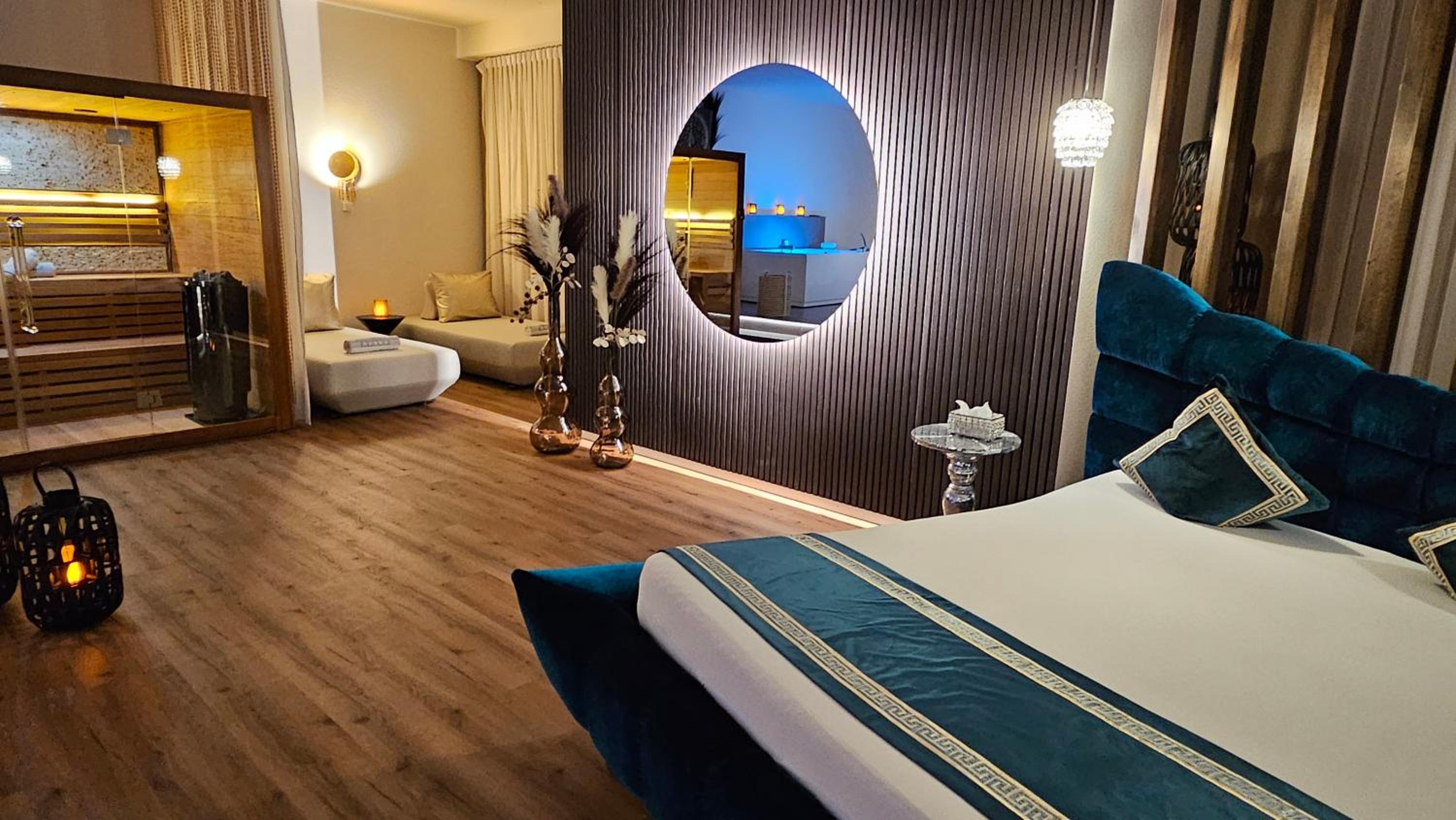 Suite with Sauna