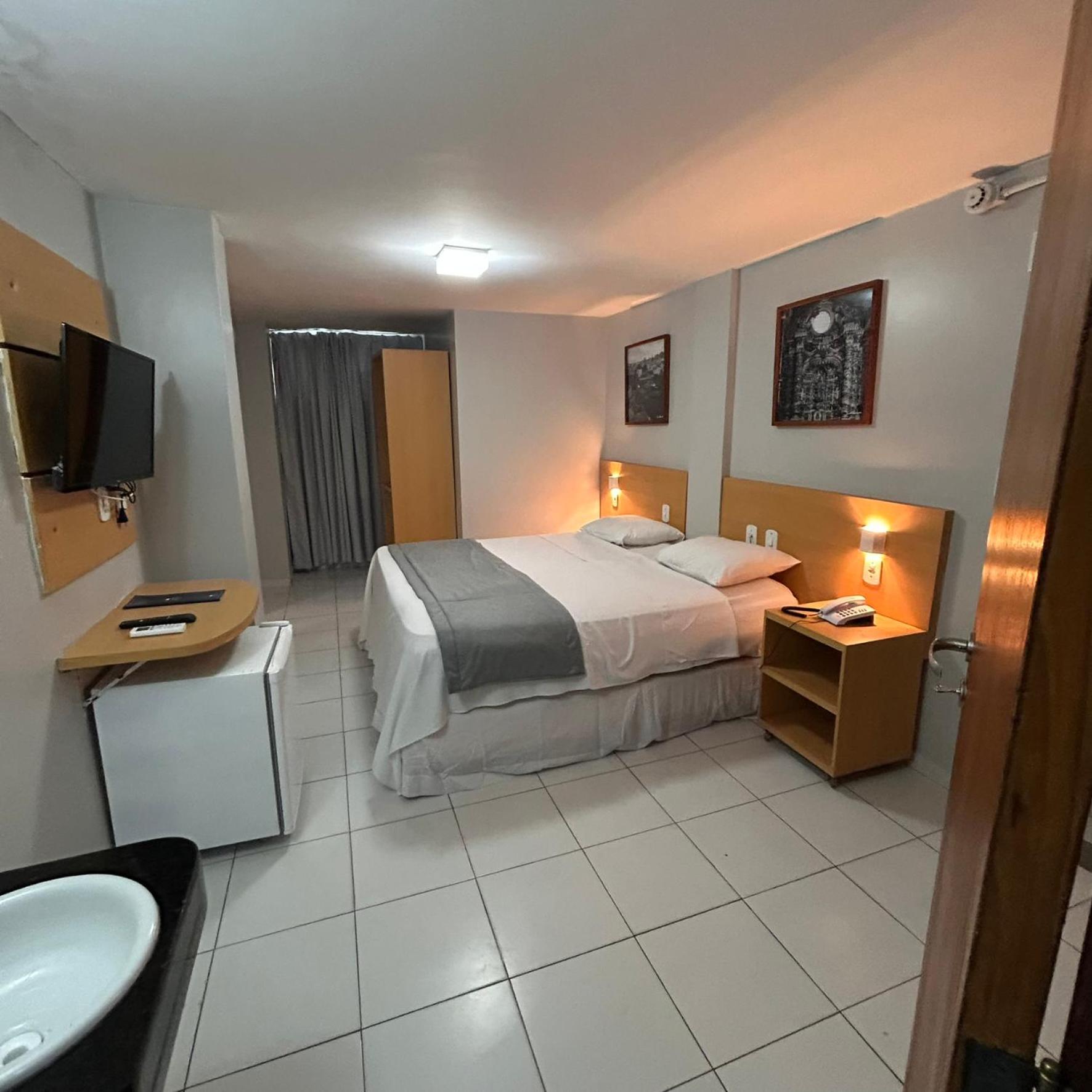 Double or Twin Room - Disability Access photo 3