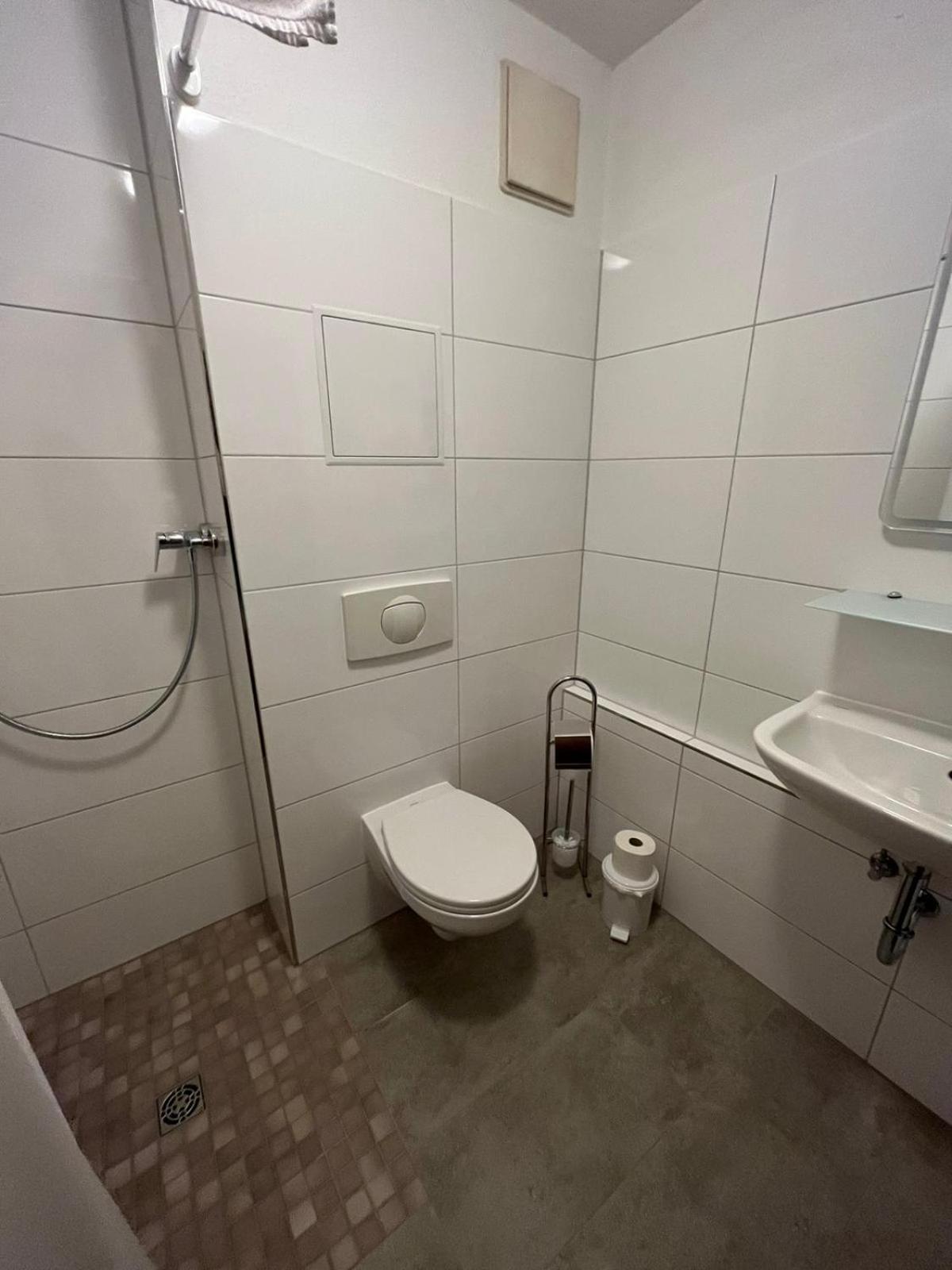 Two-Bedroom Studio Apartment photo 2