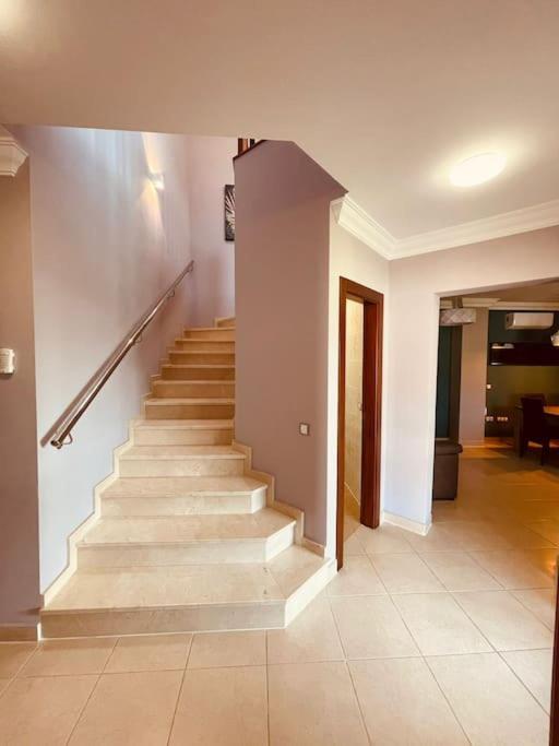 Casa de cuatro habitaciones