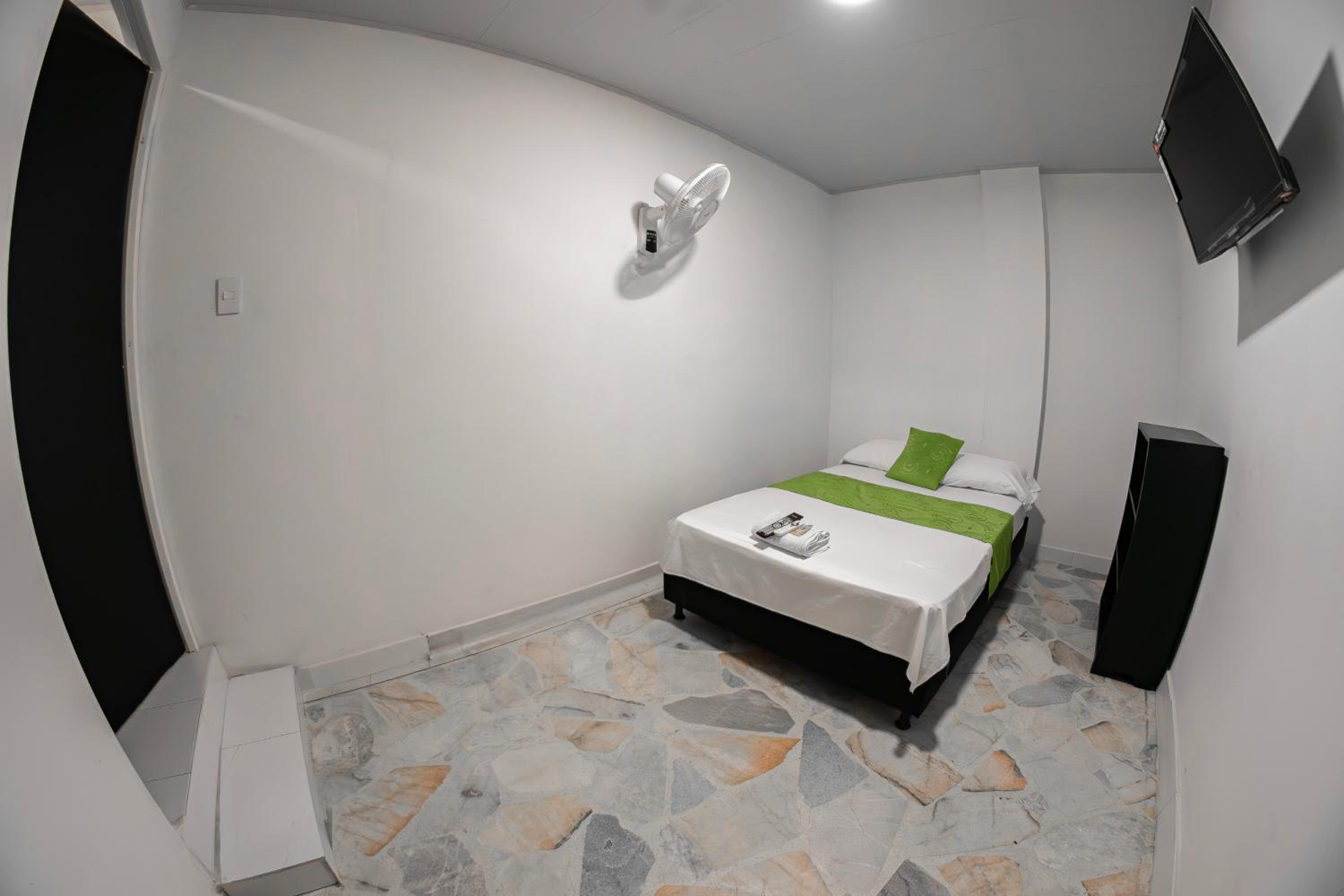 Budget Single Room photo 1