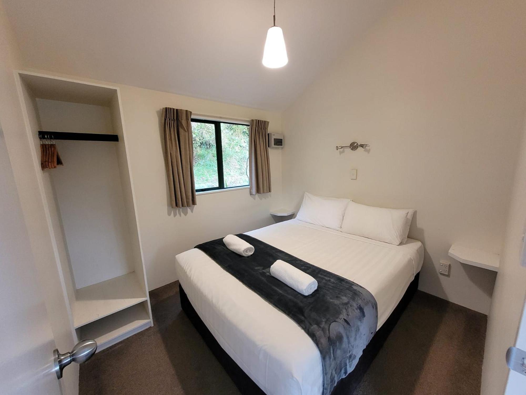 Two-Bedroom Chalet with Private Bathroom (6 Adults)
