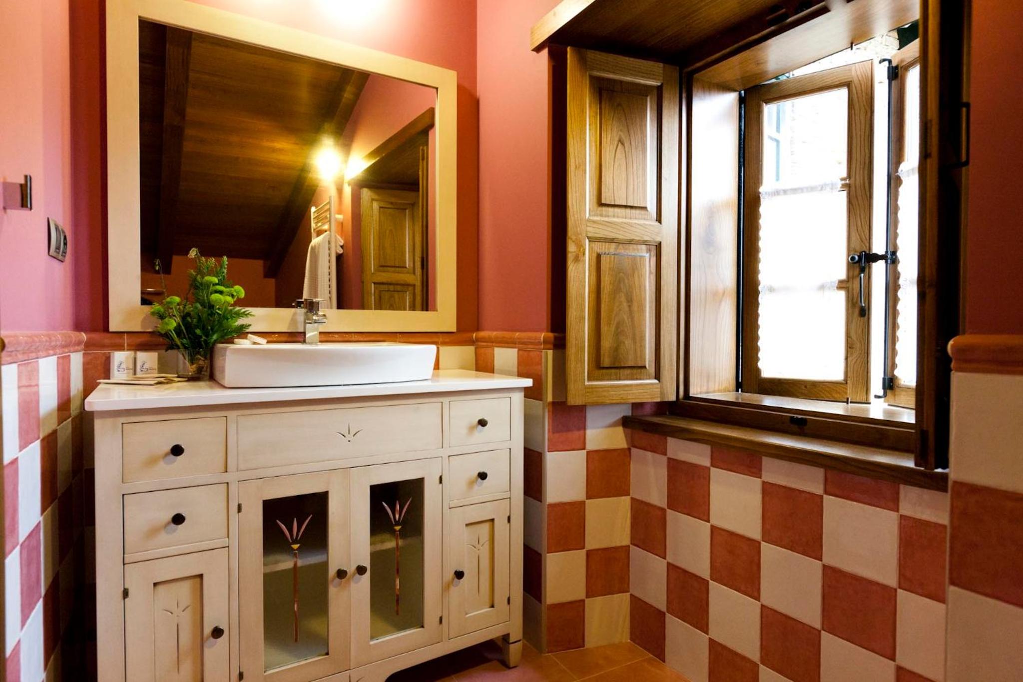 Two-Bedroom Apartment (4 Adults) photo 3