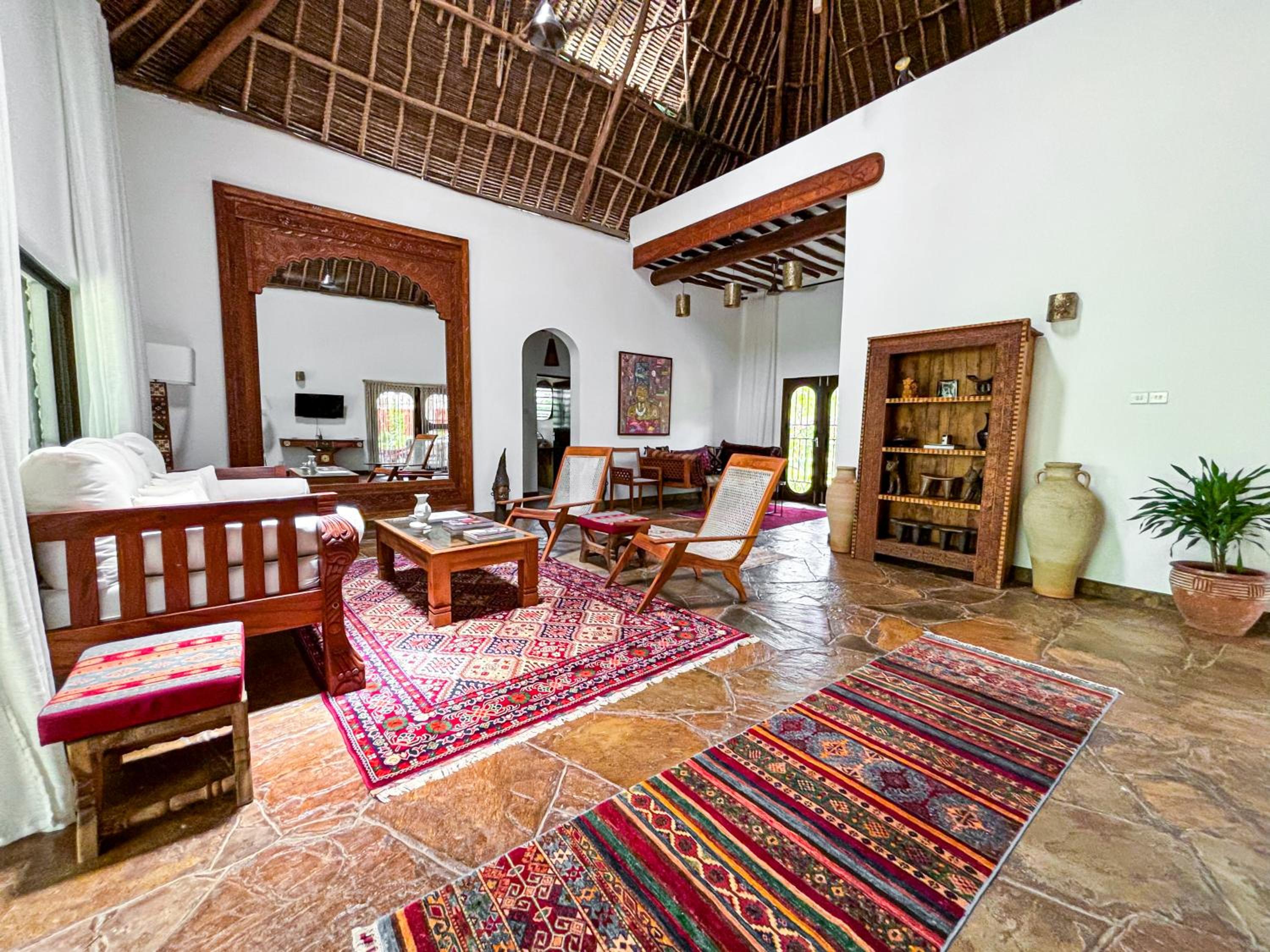 Three-Bedroom Villa photo 1