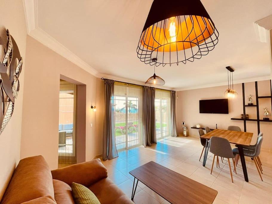 Casa de cuatro habitaciones