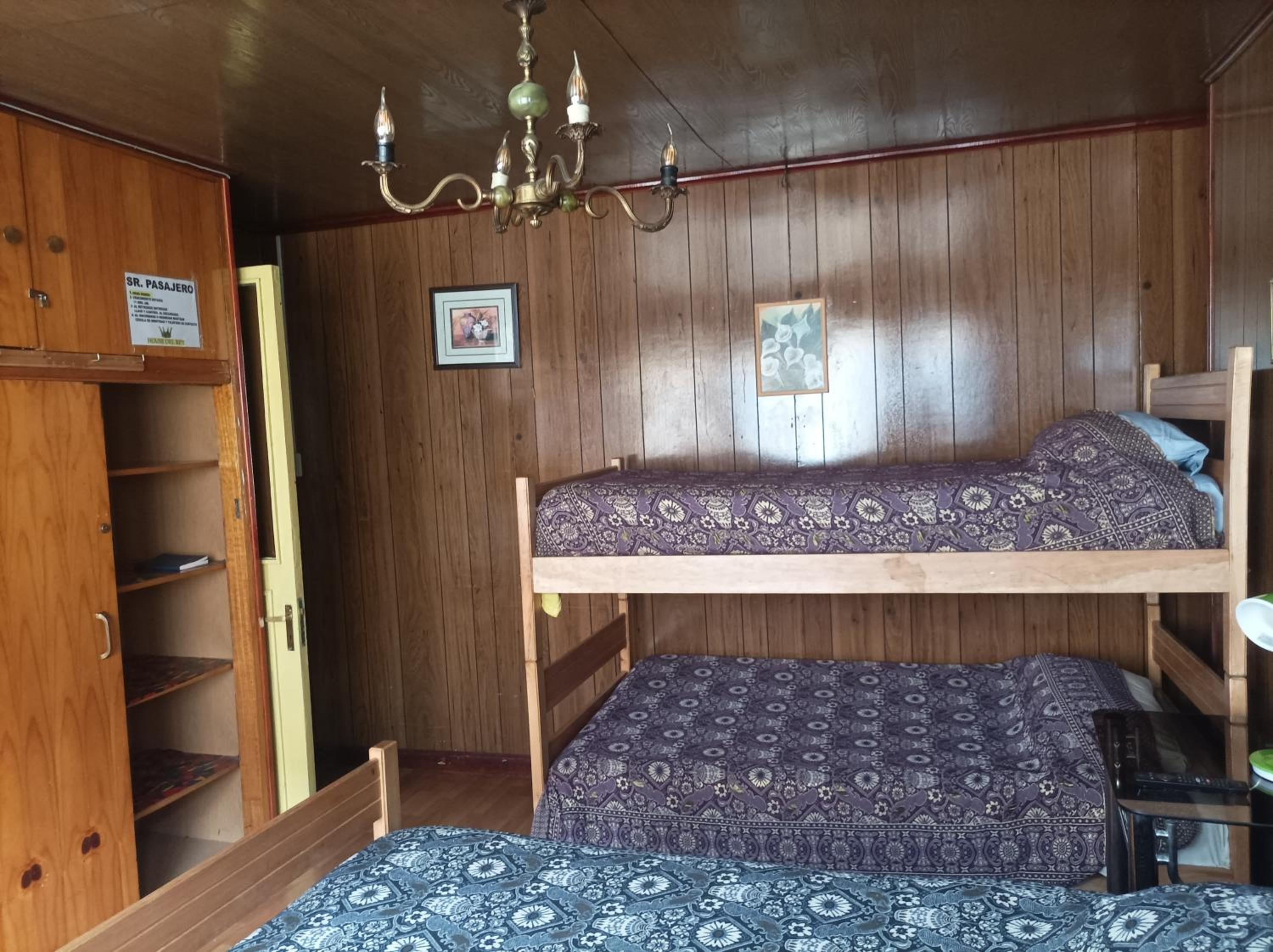 Quadruple Room with Shared Bathroom photo 1