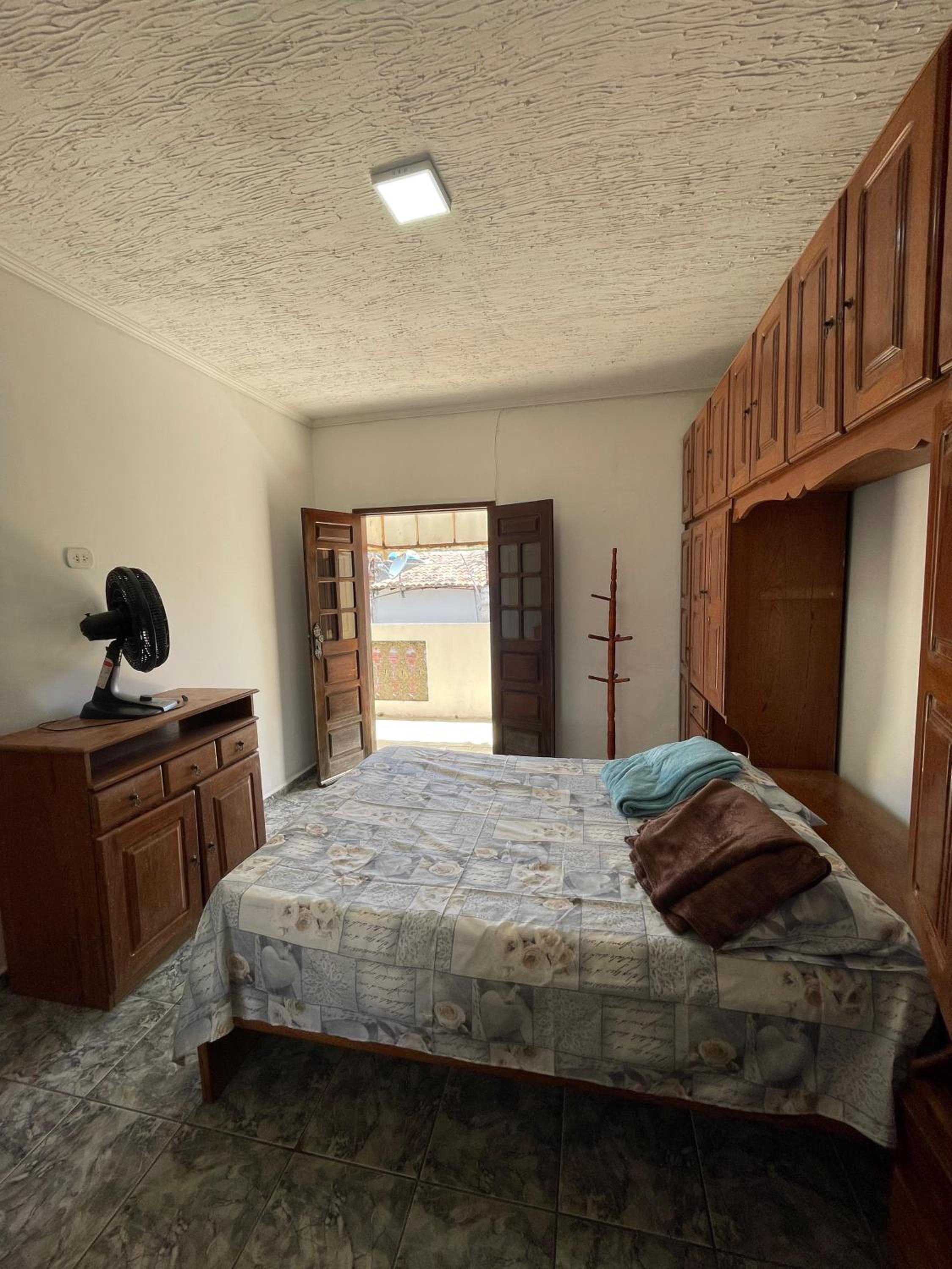 One-Bedroom House photo 1