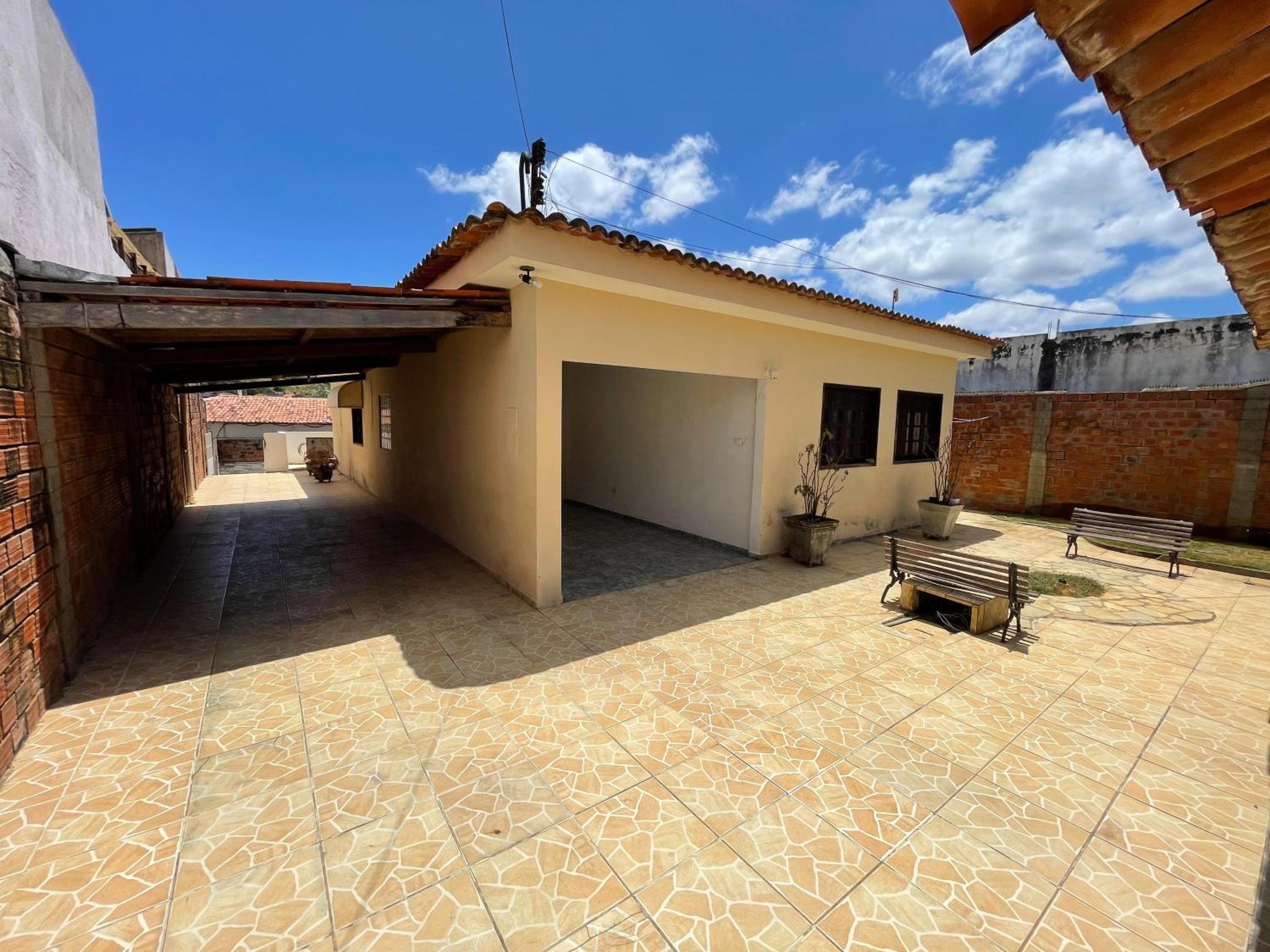 One-Bedroom House photo 2
