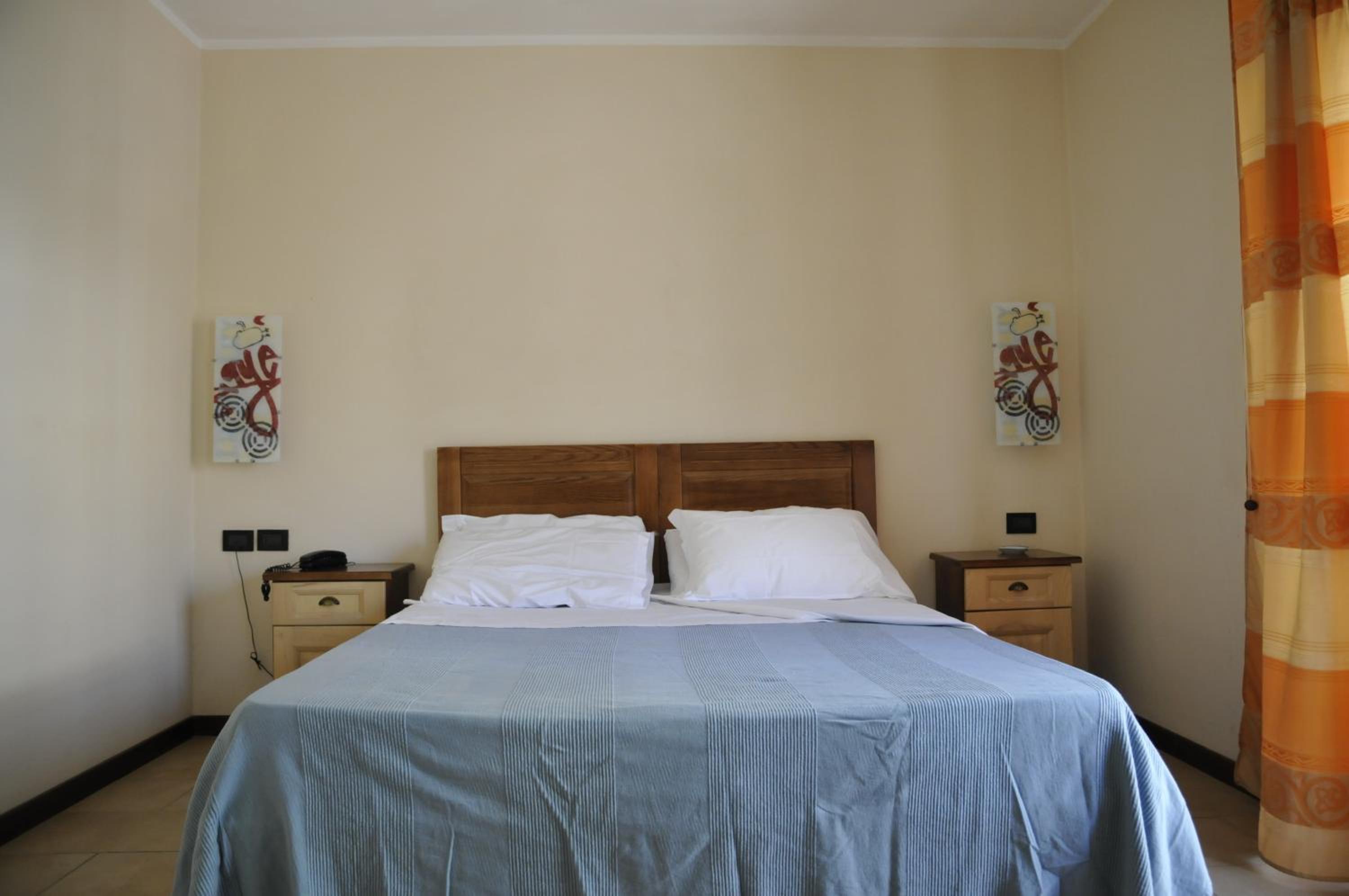 Double Room - Photo 4