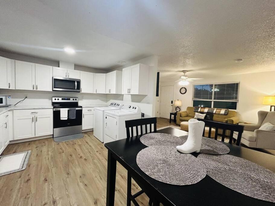 Two-Bedroom House photo 2