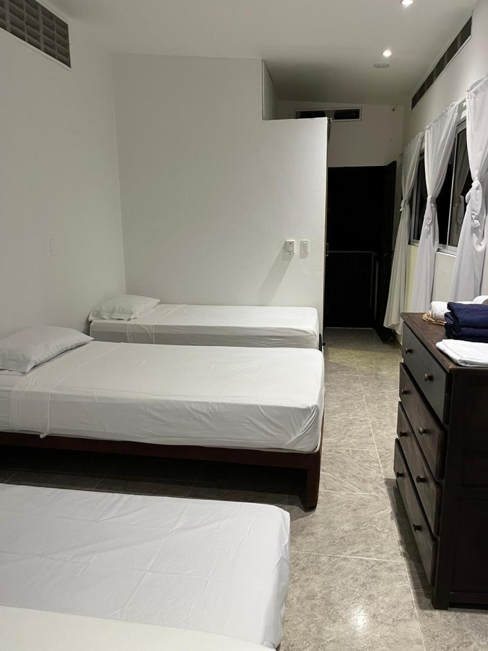 Basic Triple Room photo 3