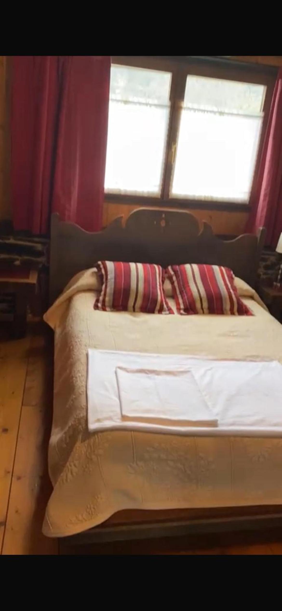 Two-Bedroom House - Photo 2