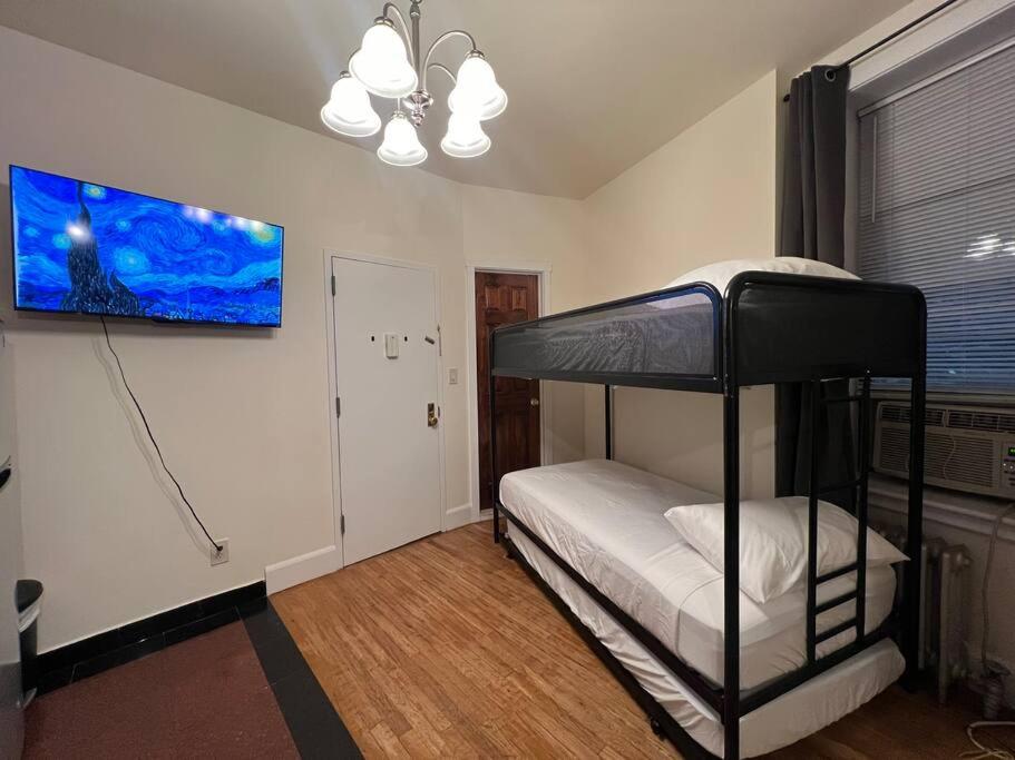 Two-Bedroom Apartment photo 2