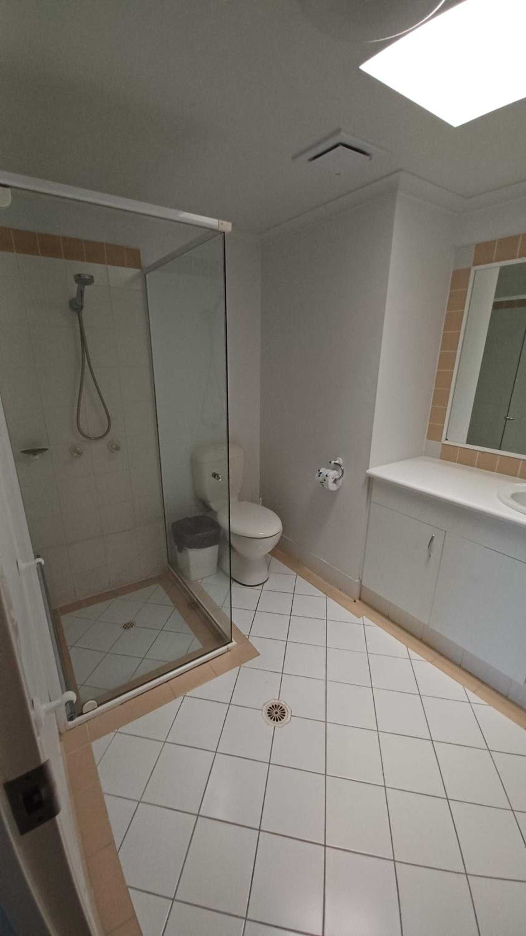 Three-Bedroom Apartment - Photo 18