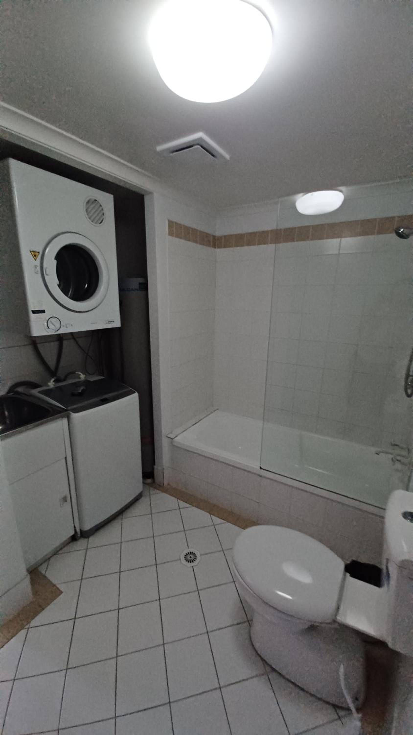 Three-Bedroom Apartment - Photo 19