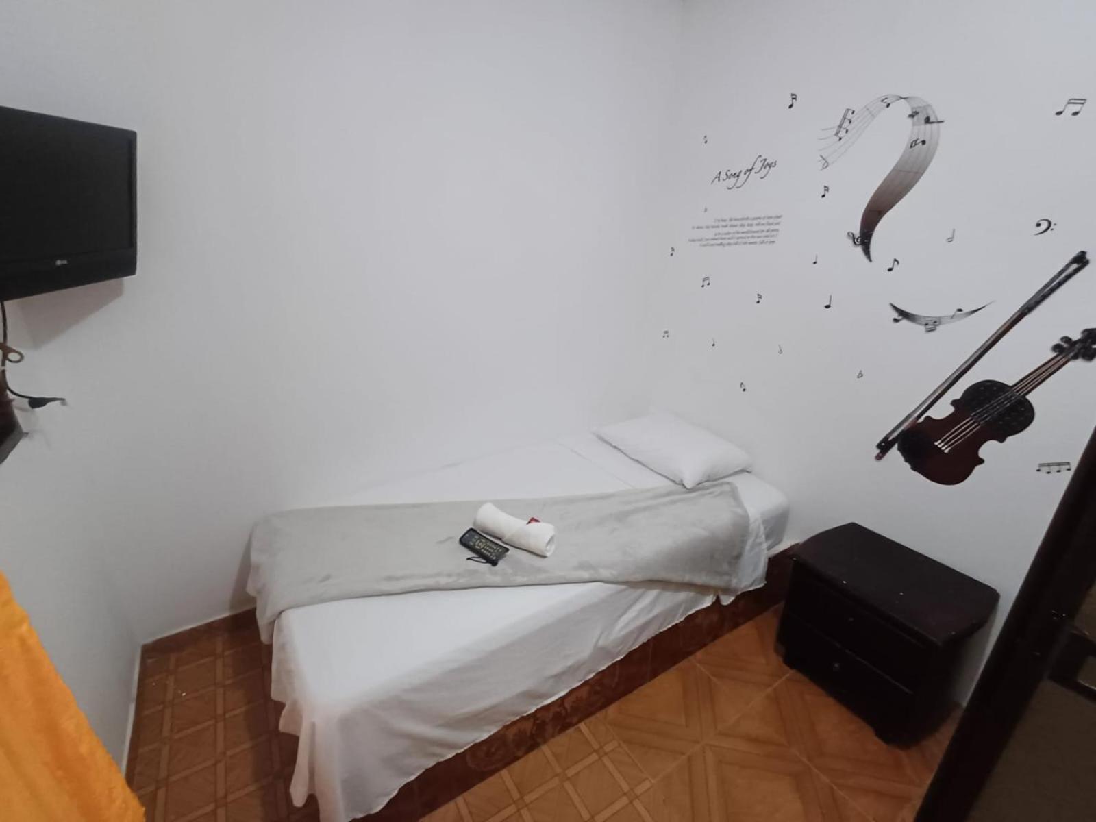 Single Room photo 1