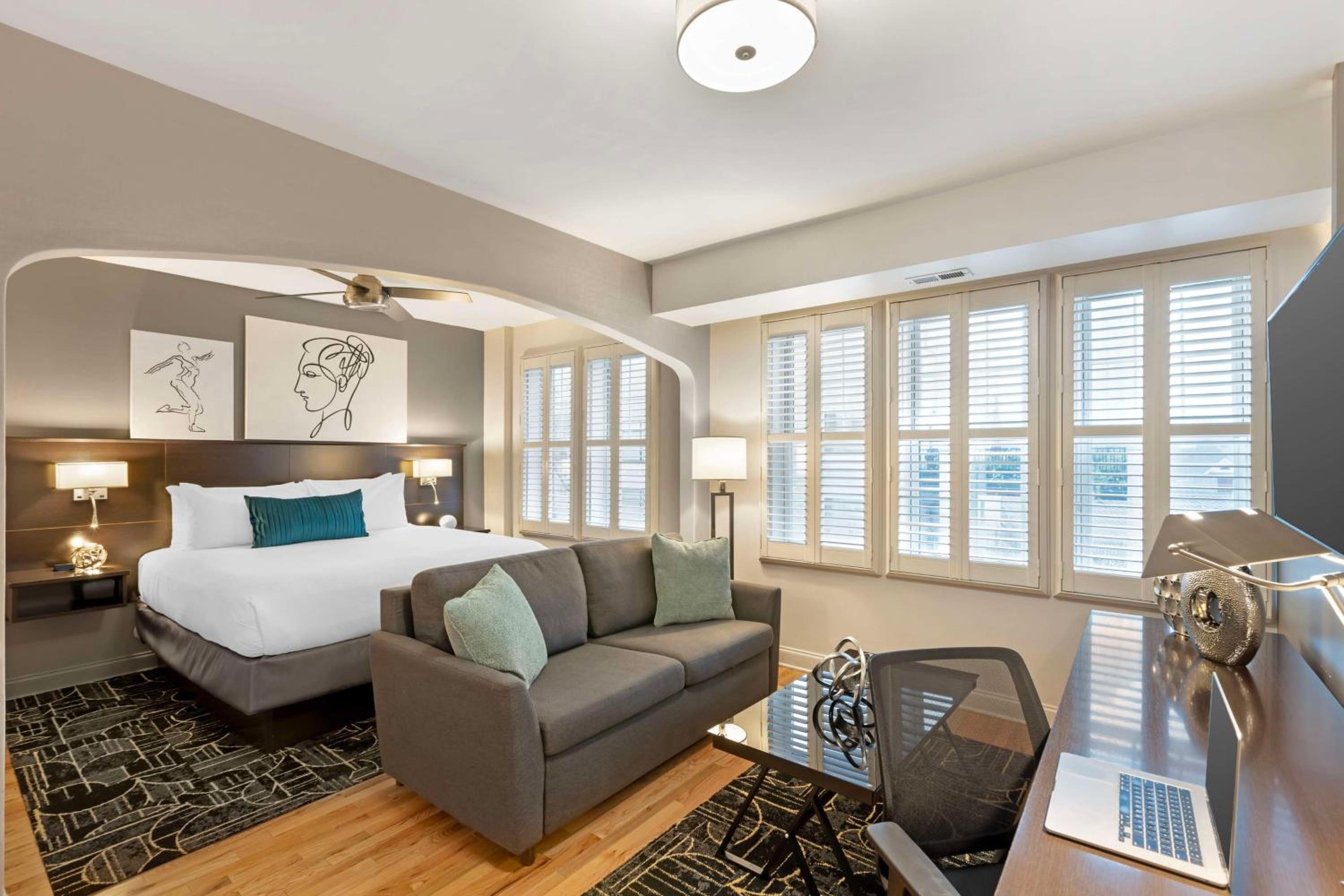 King Loft Suite with Sofa Bed and Kitchenette - Annex - Photo 4