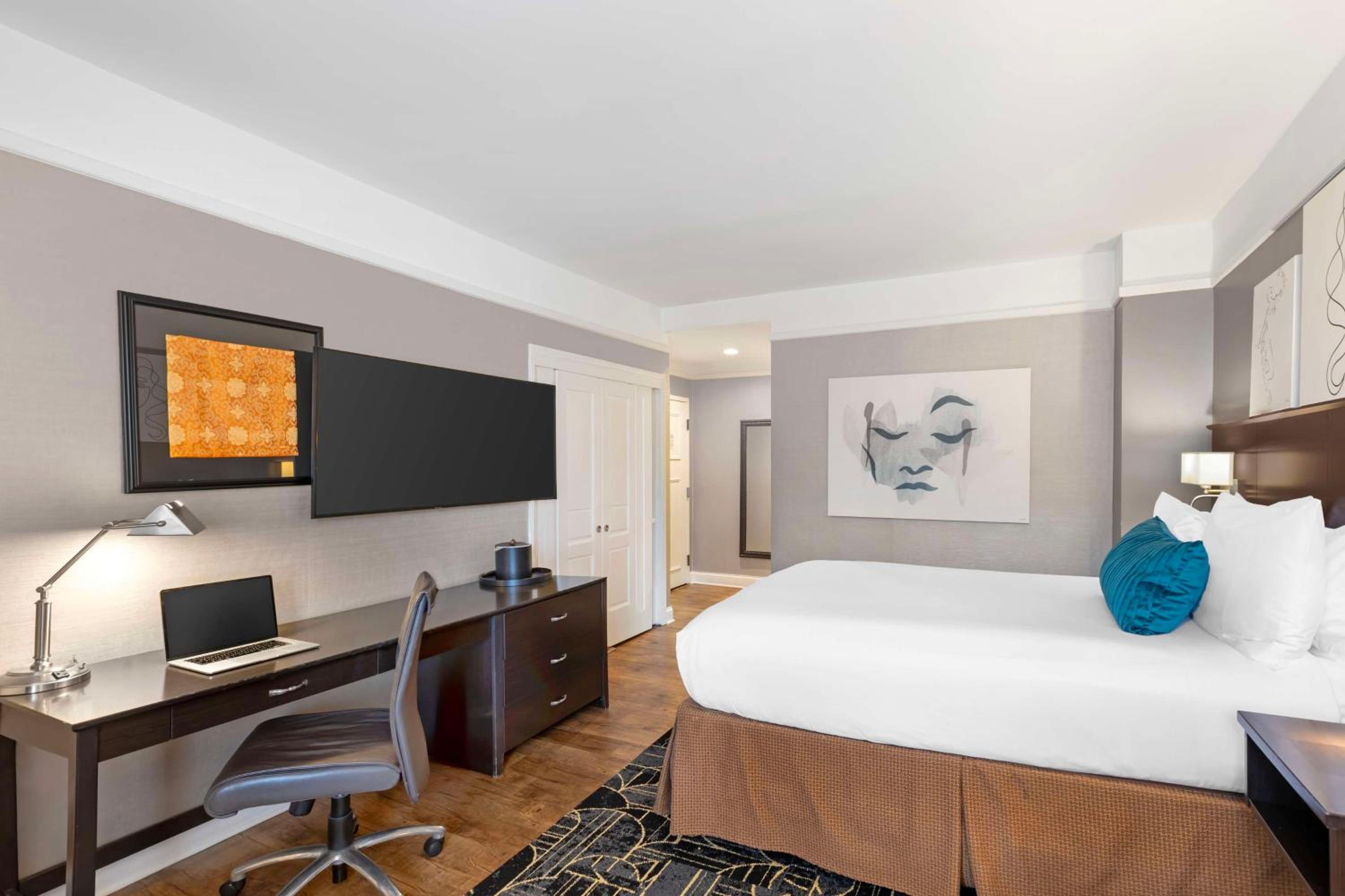 Queen Room - Photo 4