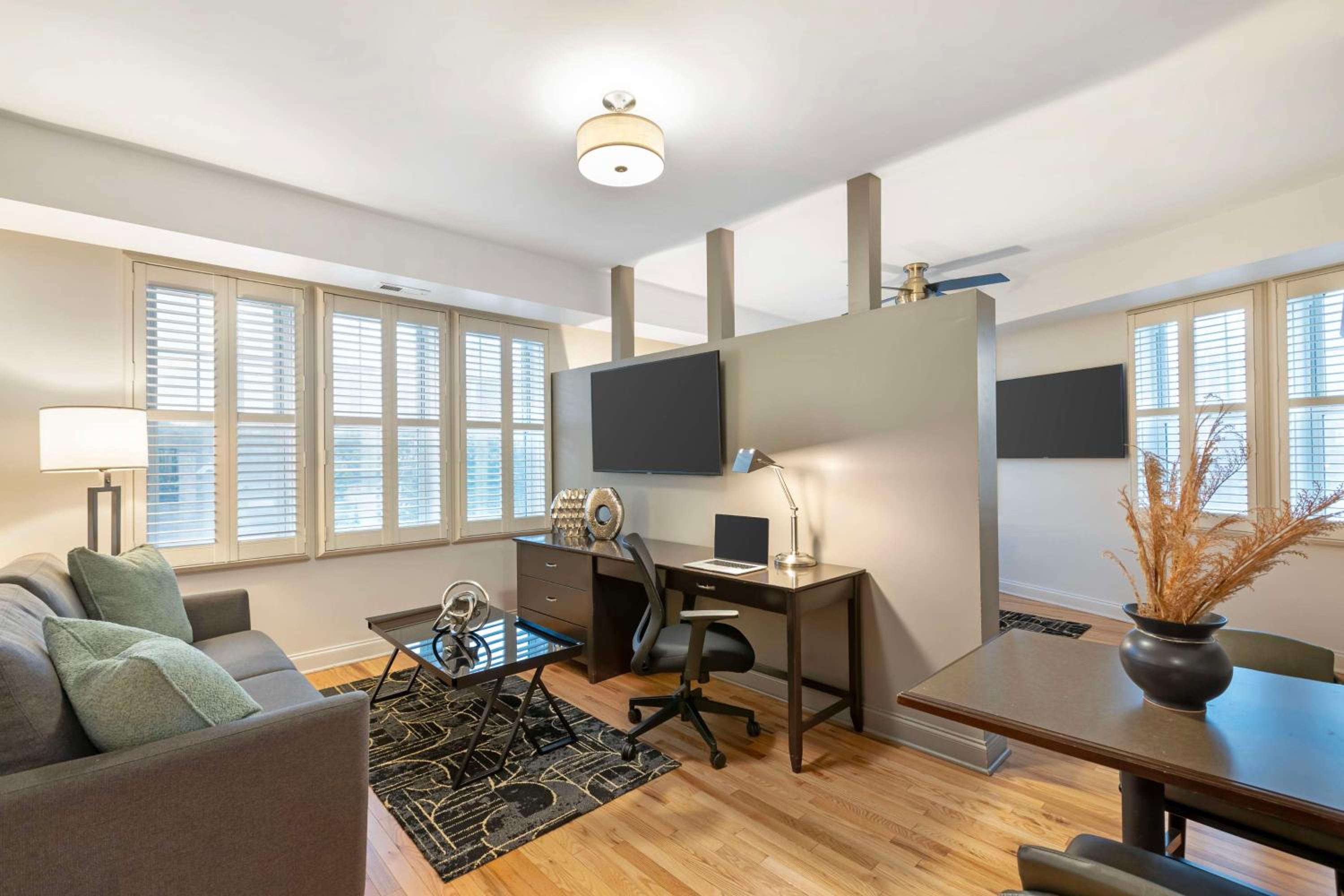 King Loft Suite with Sofa Bed and Kitchenette - Annex - Photo 5