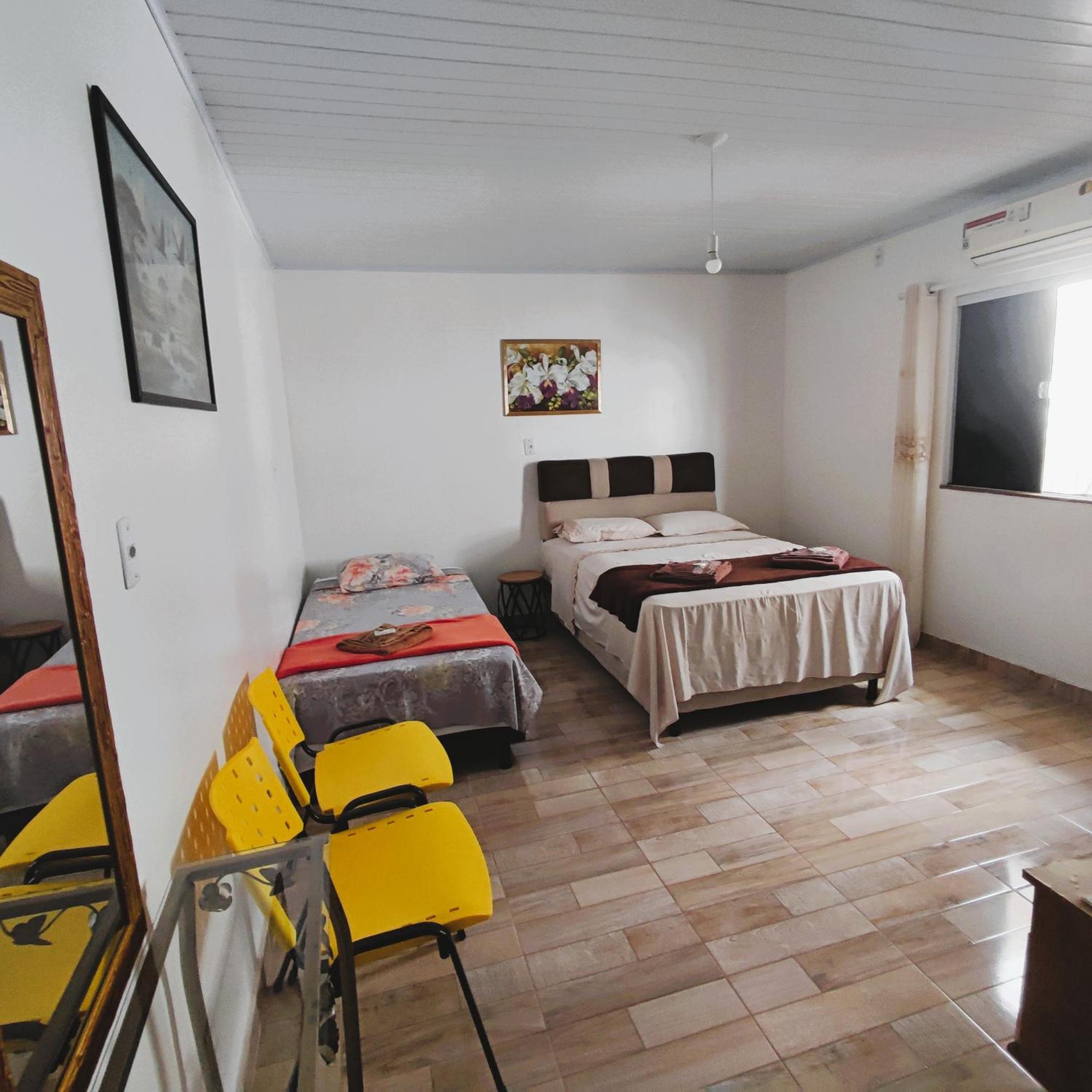 Large Double Room - Photo 1