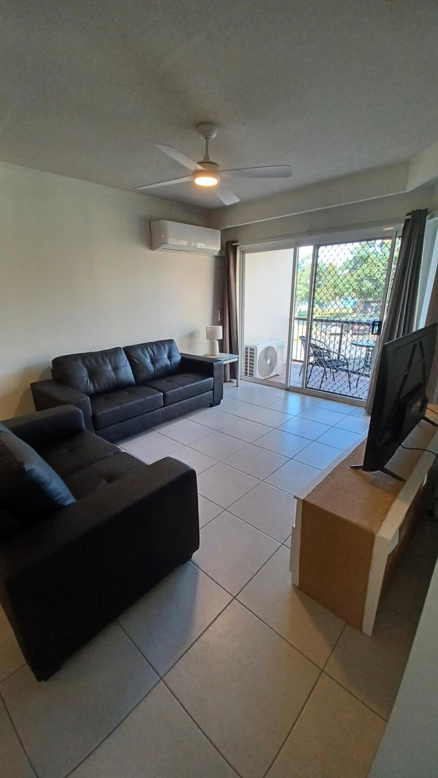Two-Bedroom Apartment - Photo 5