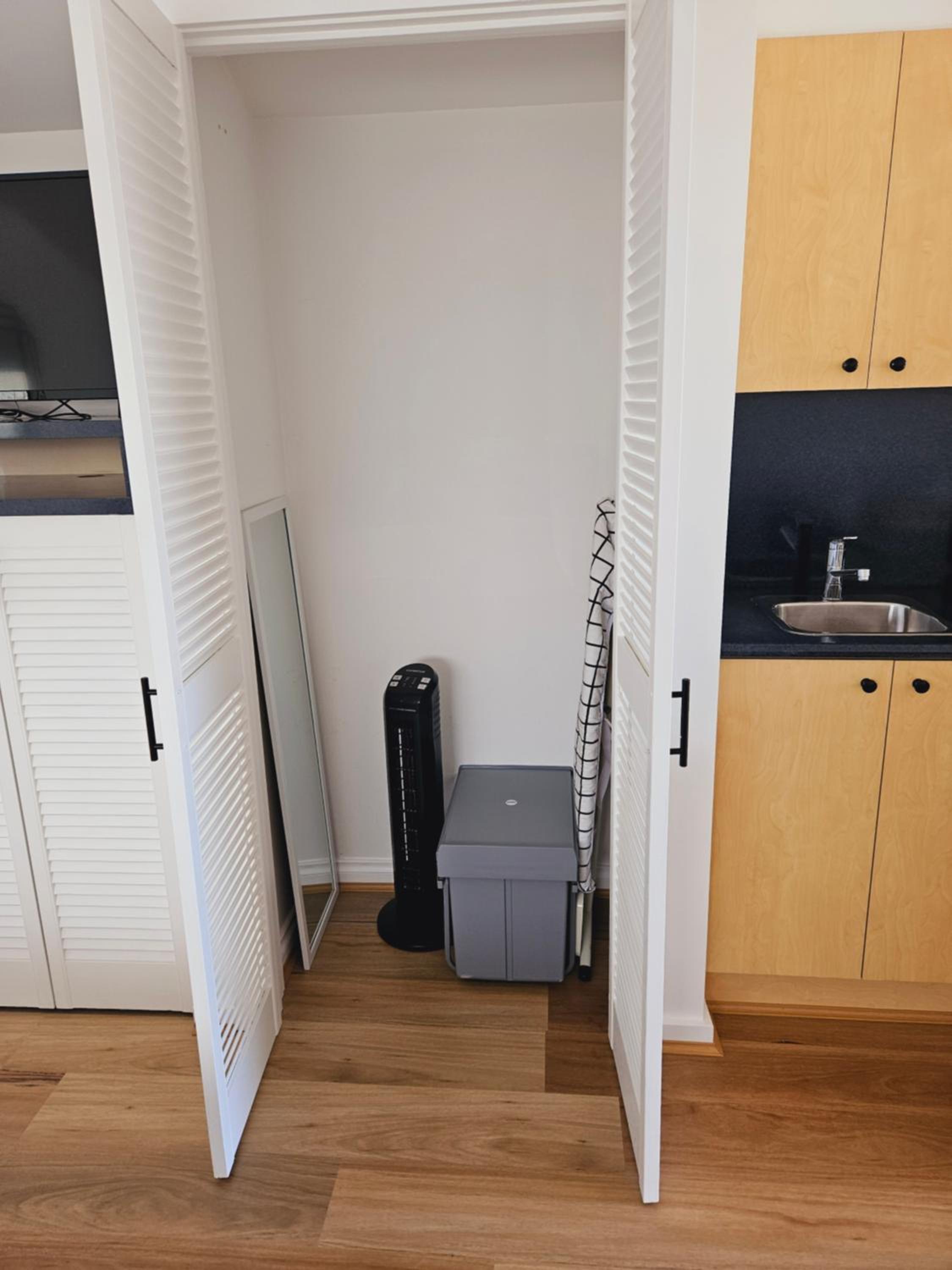 One-Bedroom Apartment - Treetop Studio photo 3