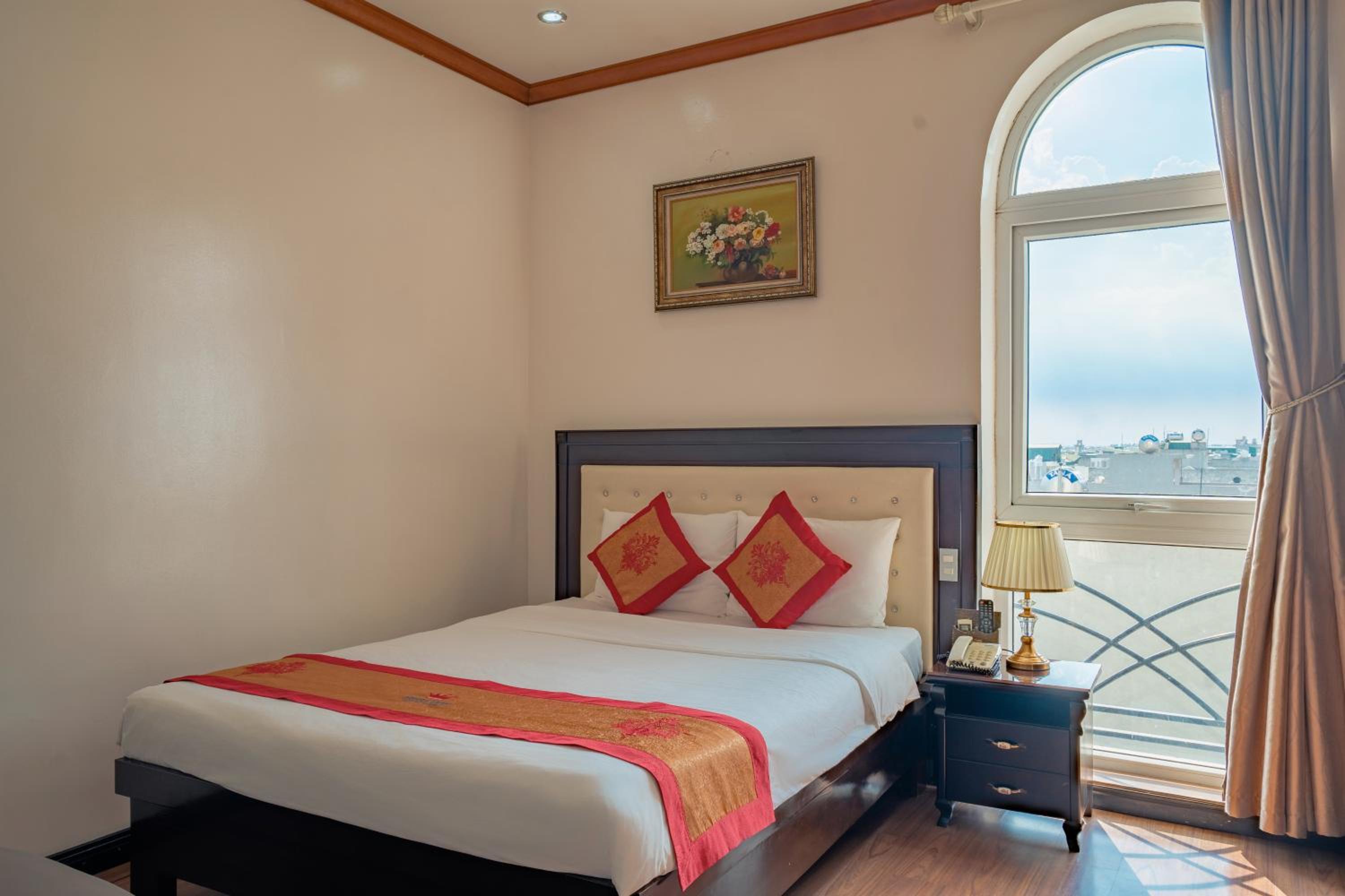 Standard Queen Room photo 3