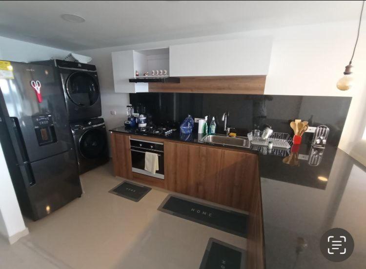 Three-Bedroom Apartment with Balcony photo 2