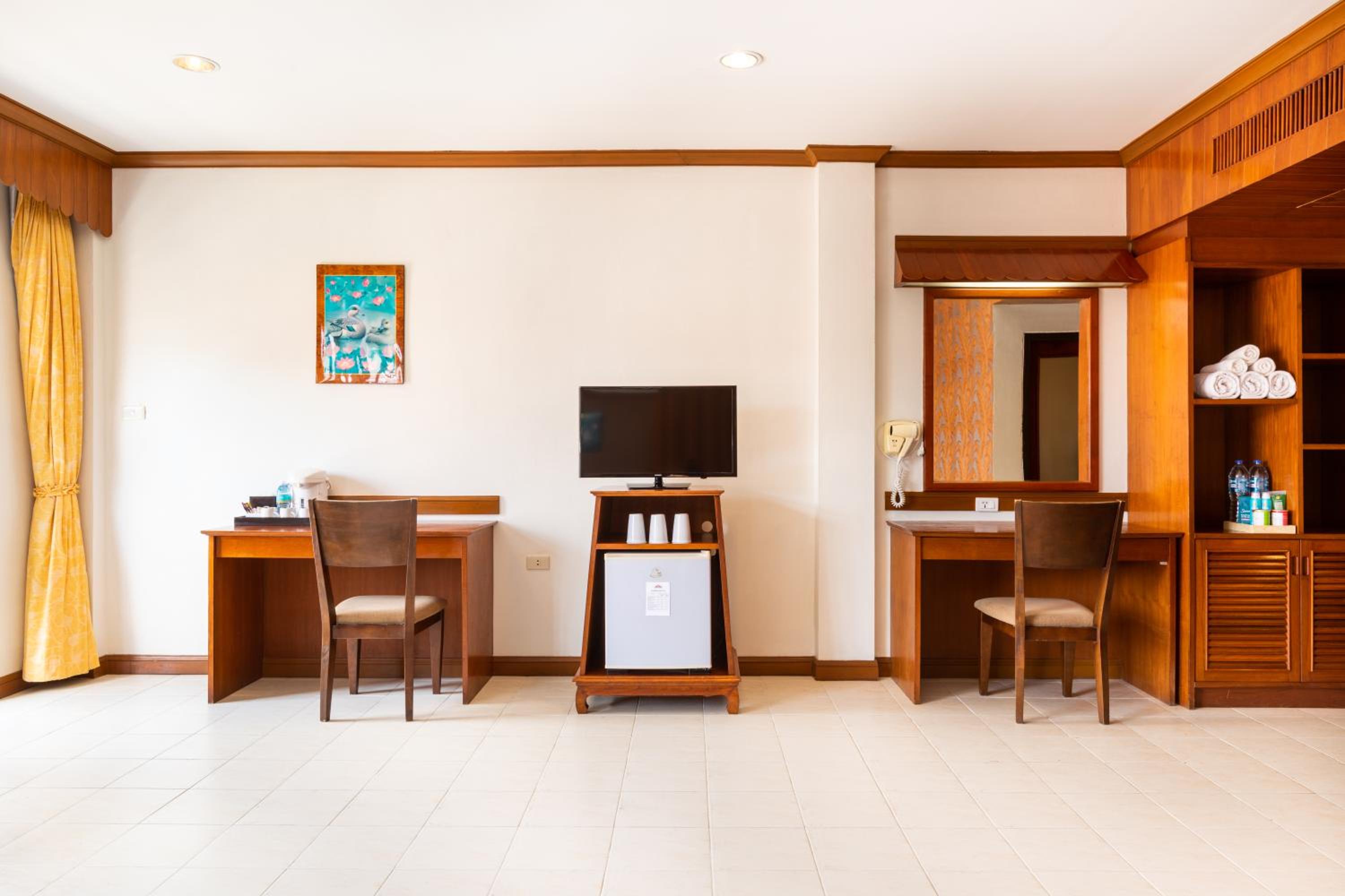 Junior Suite (4 Pax) - Photo 3