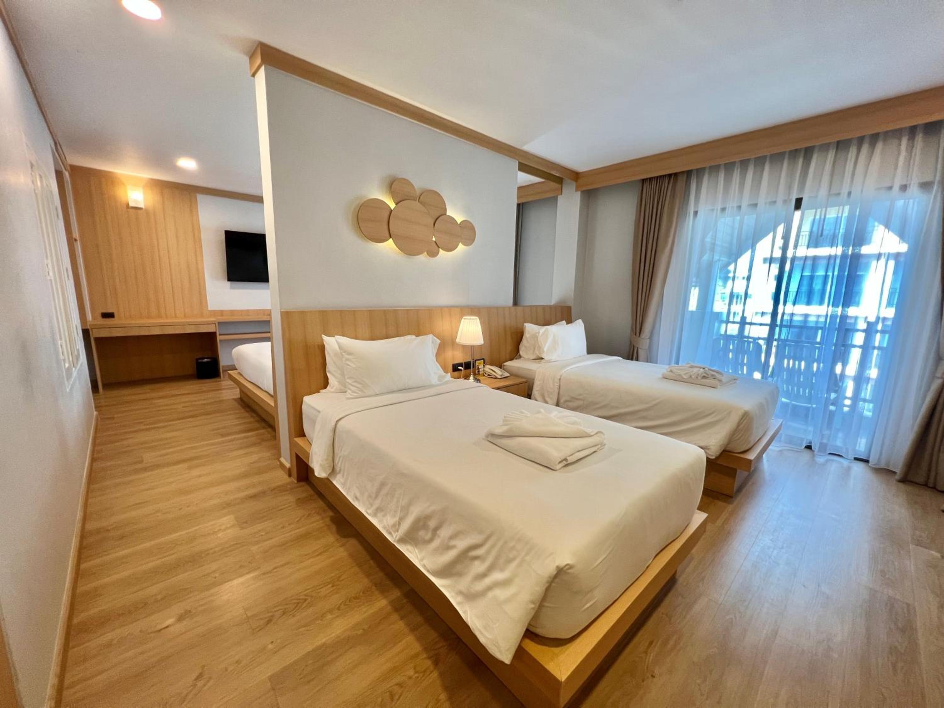 Junior Suite (4 pax) - Photo 9