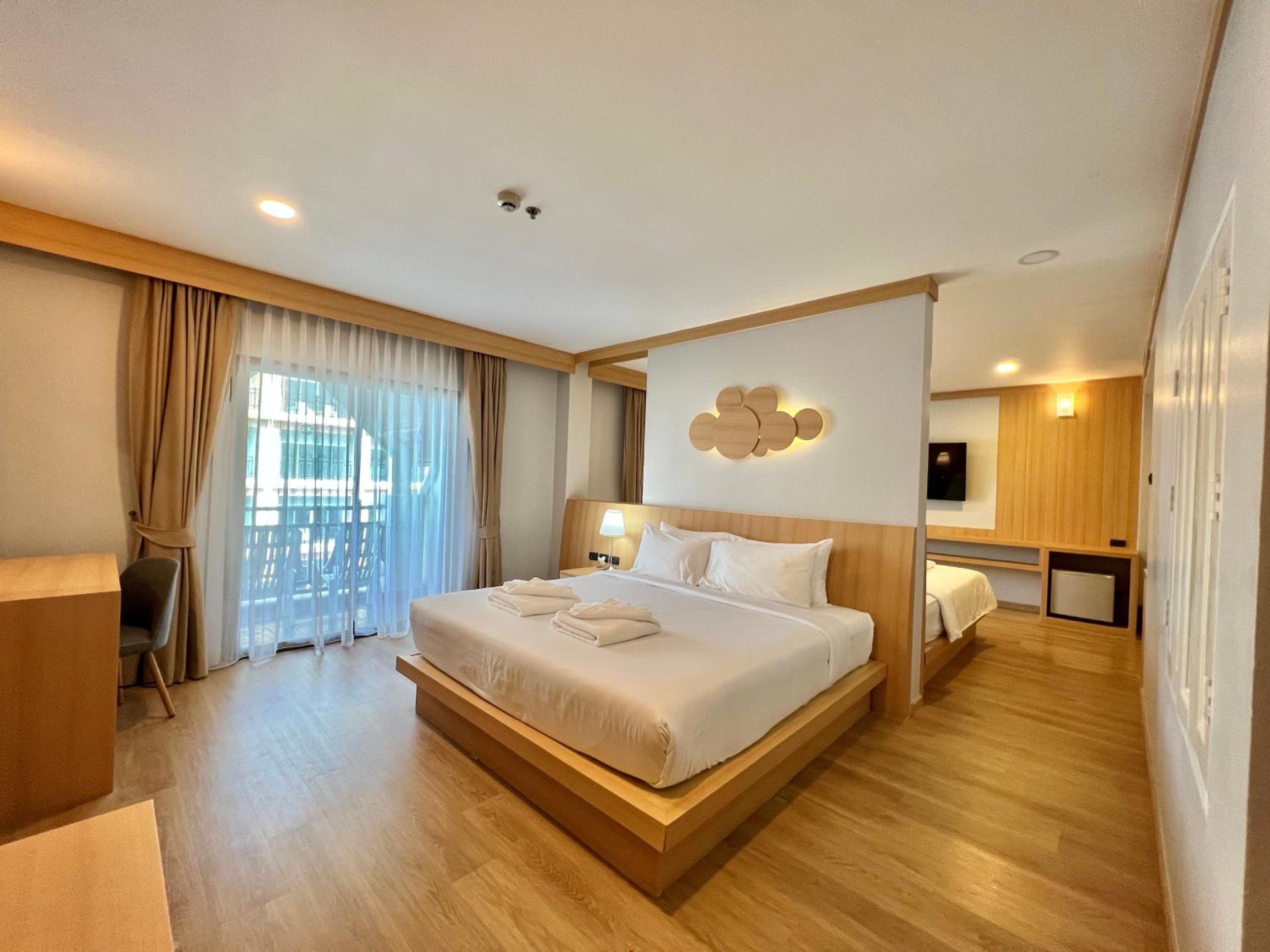 Junior Suite (4 pax) - Photo 1