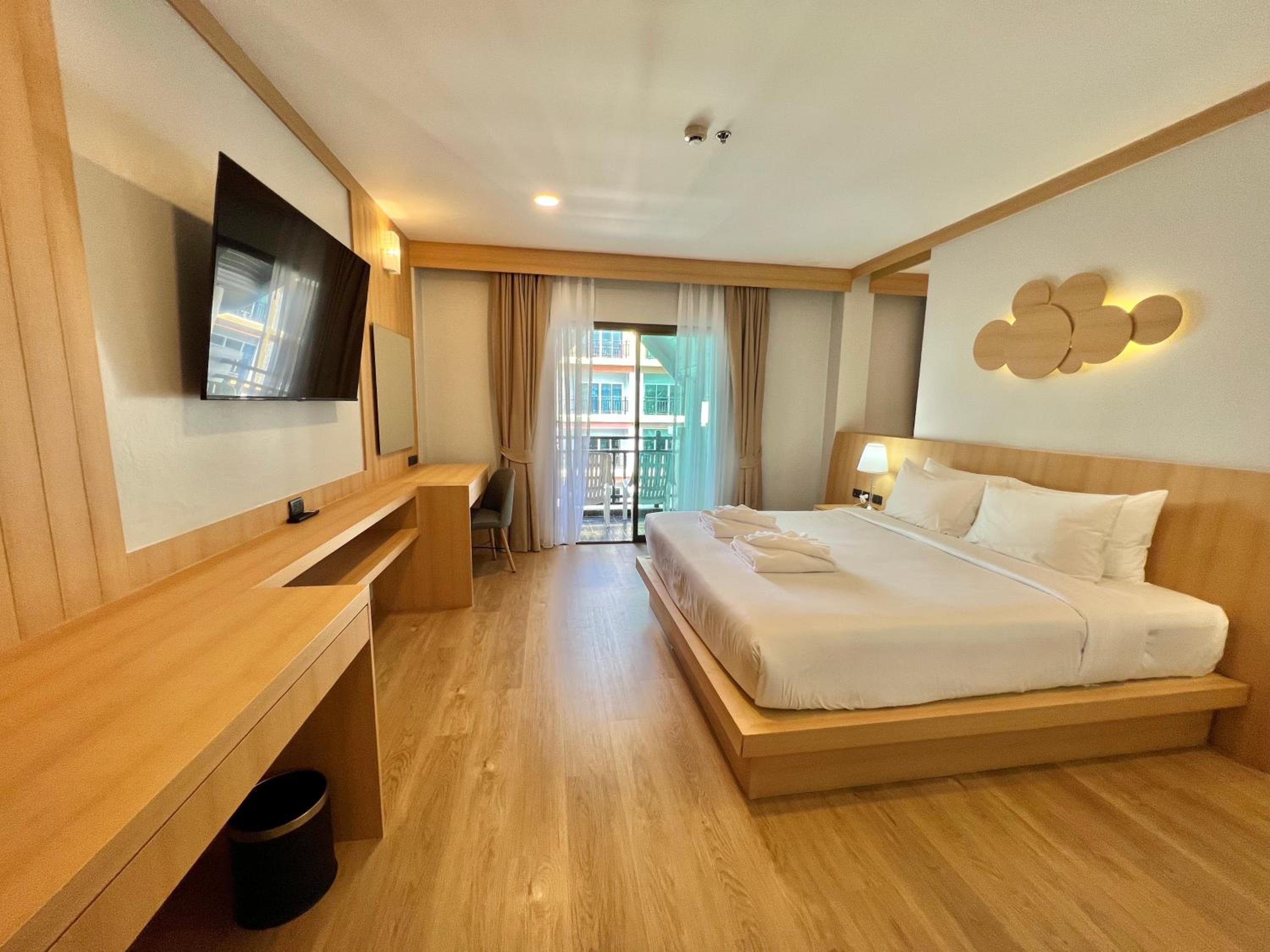 Junior Suite (4 pax) - Photo 11