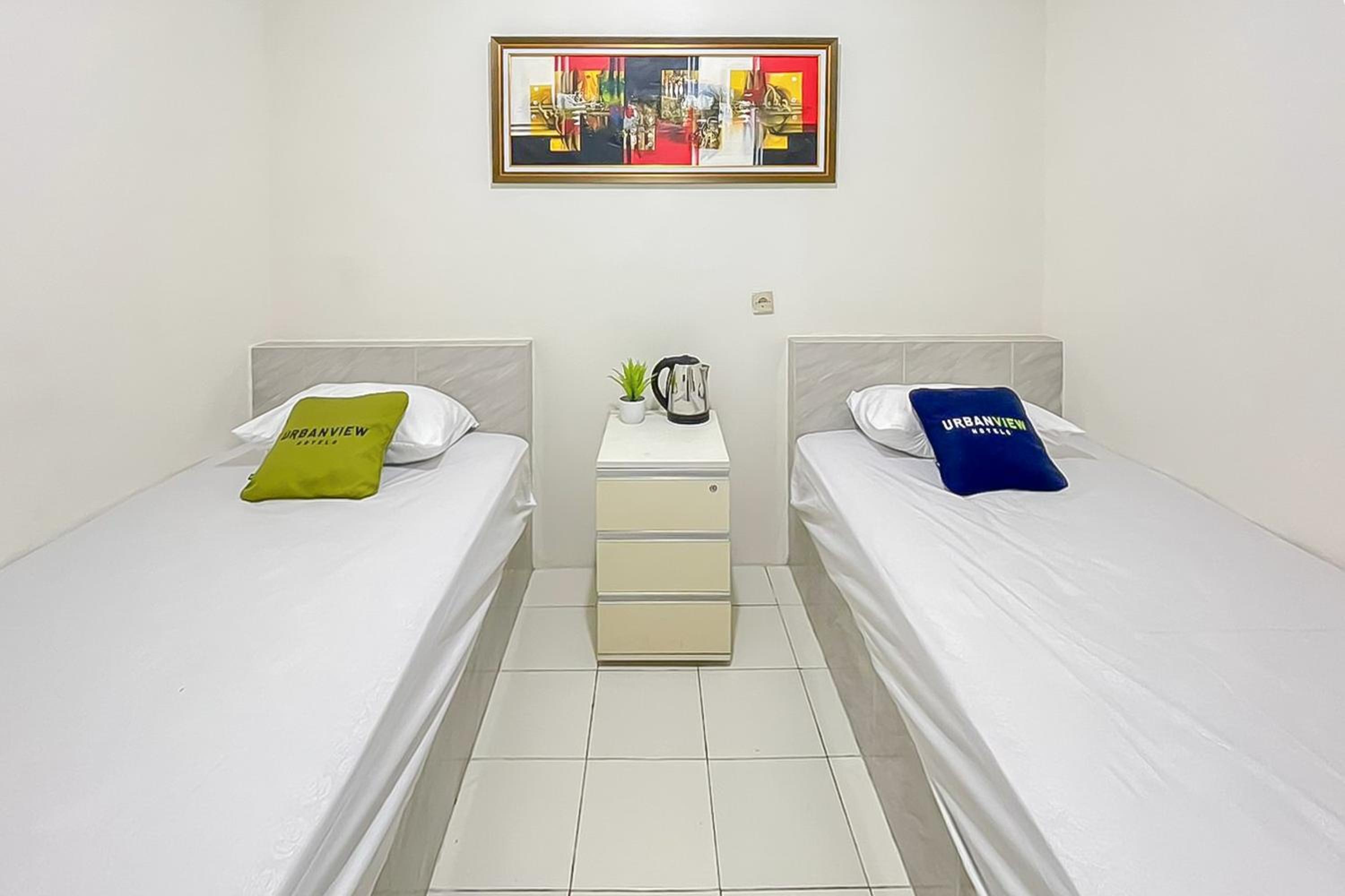 Standard Twin Room - Photo 5