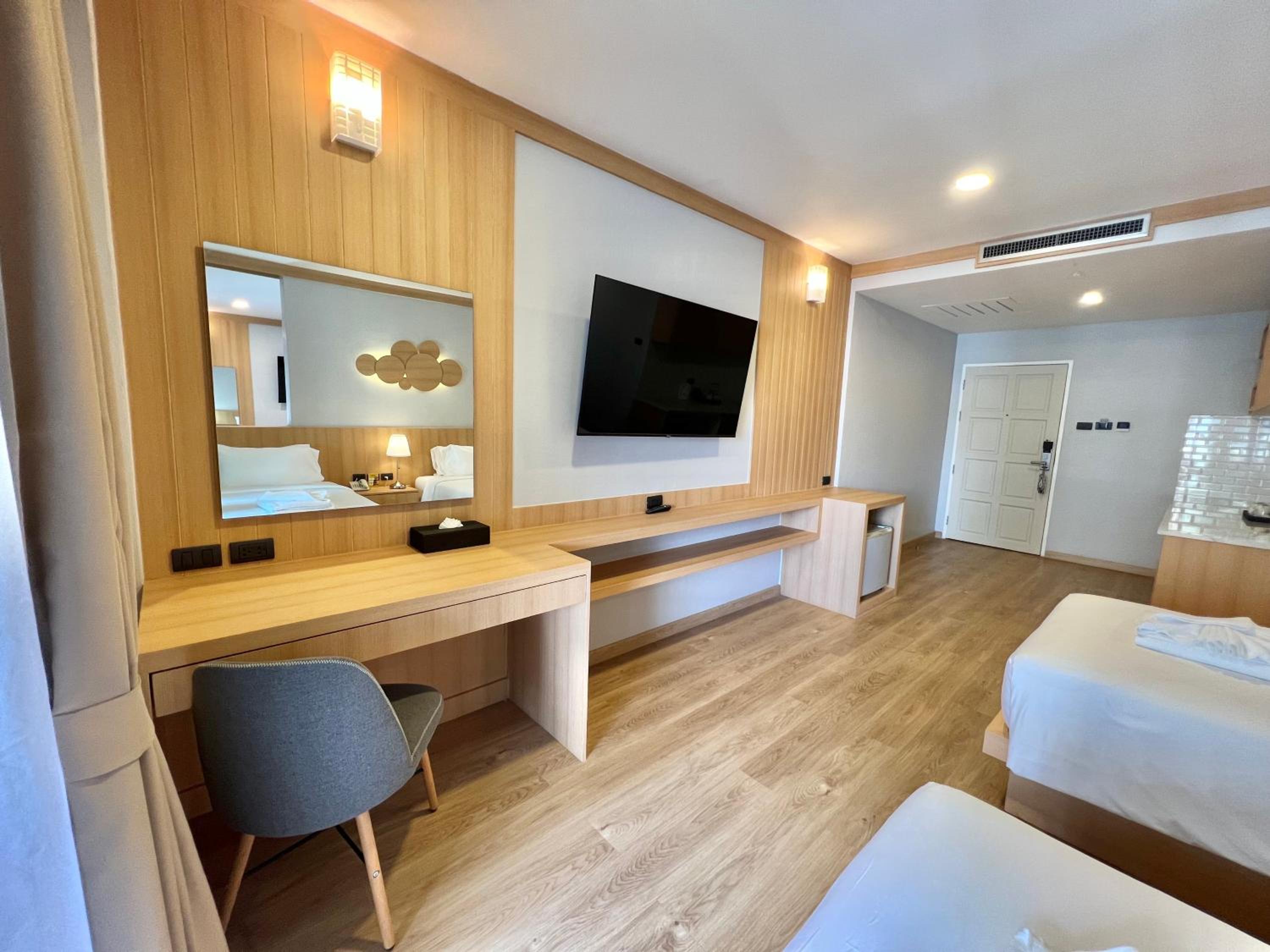 Junior Suite (4 pax) - Photo 8