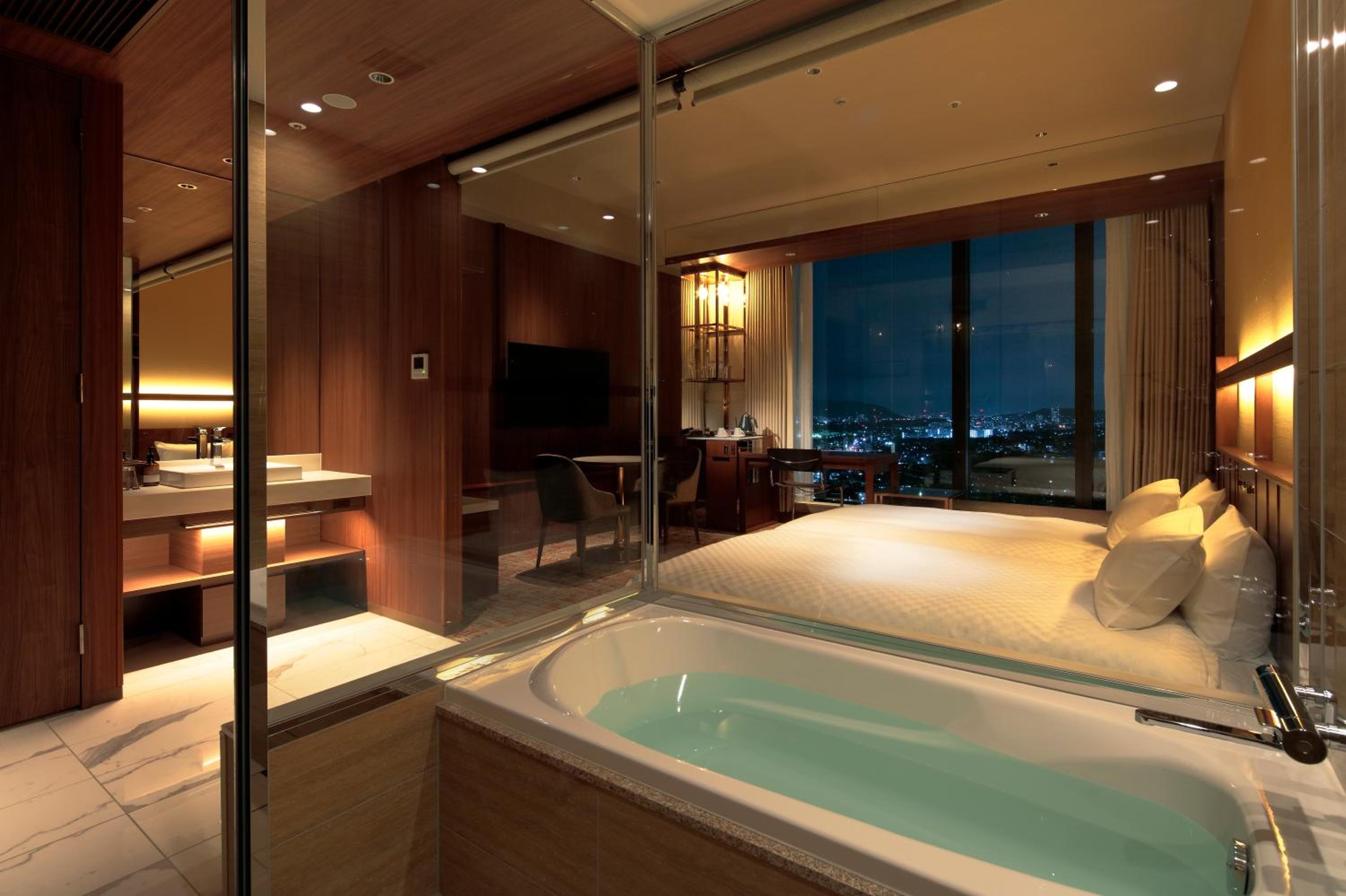 Luxury Twin Room - Non-Smoking - Photo 2