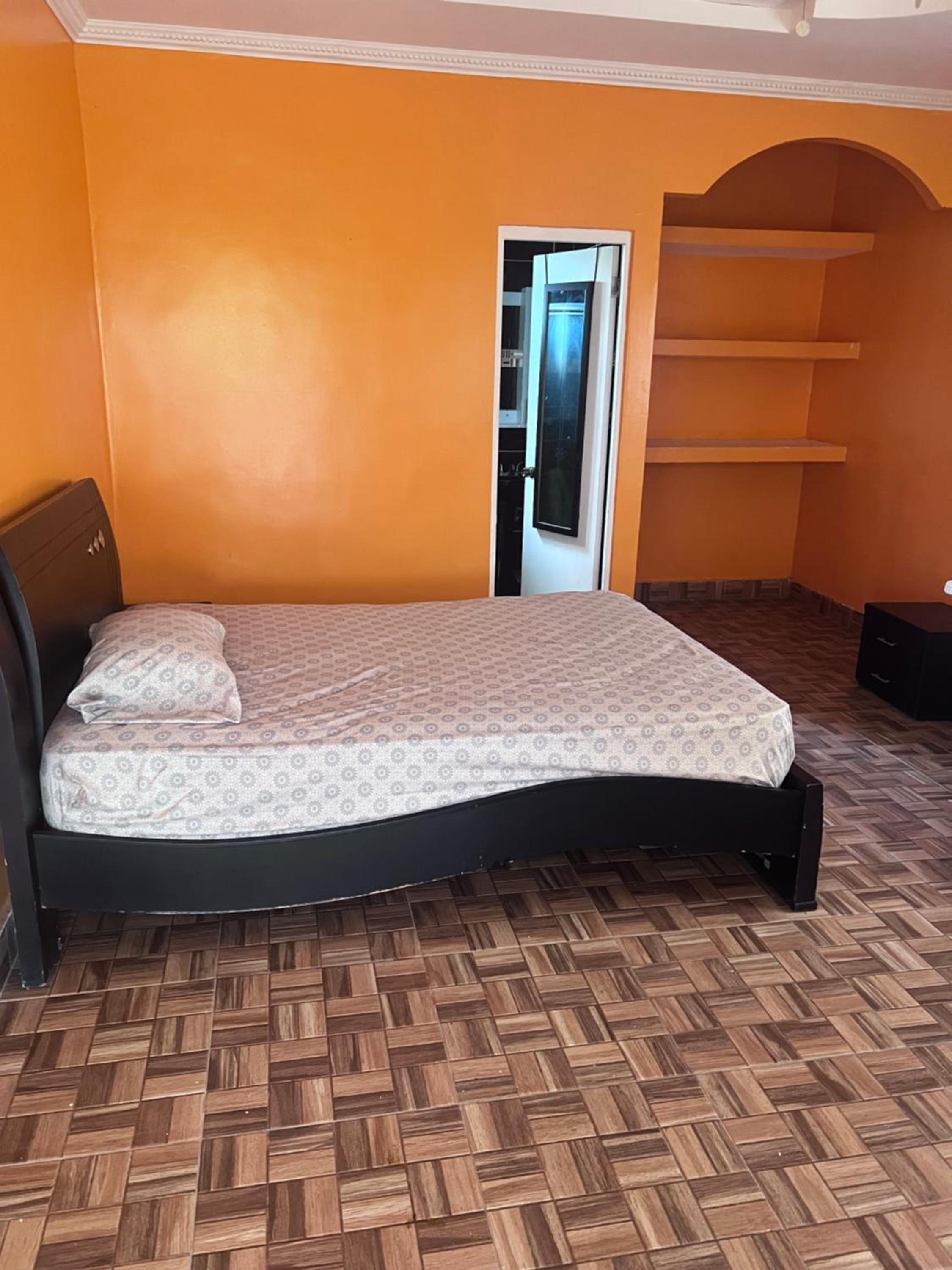 Two-Bedroom House photo 3