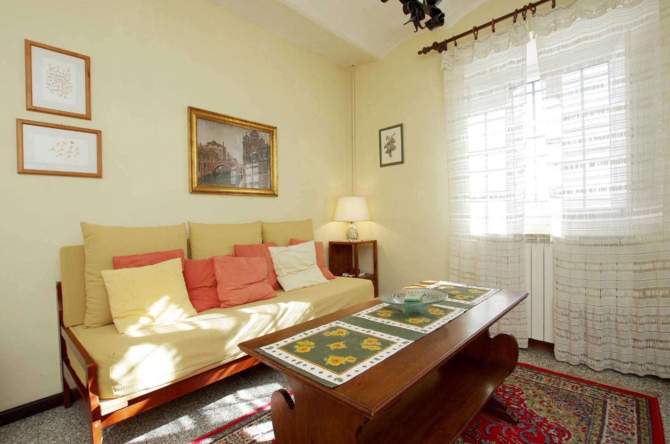 Two-Bedroom Apartment - Photo 19