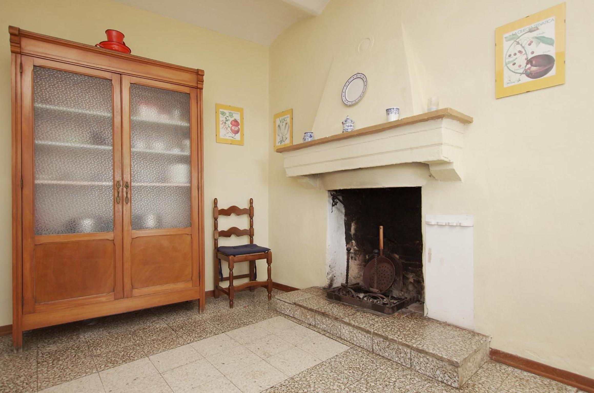 Two-Bedroom Apartment - Photo 25