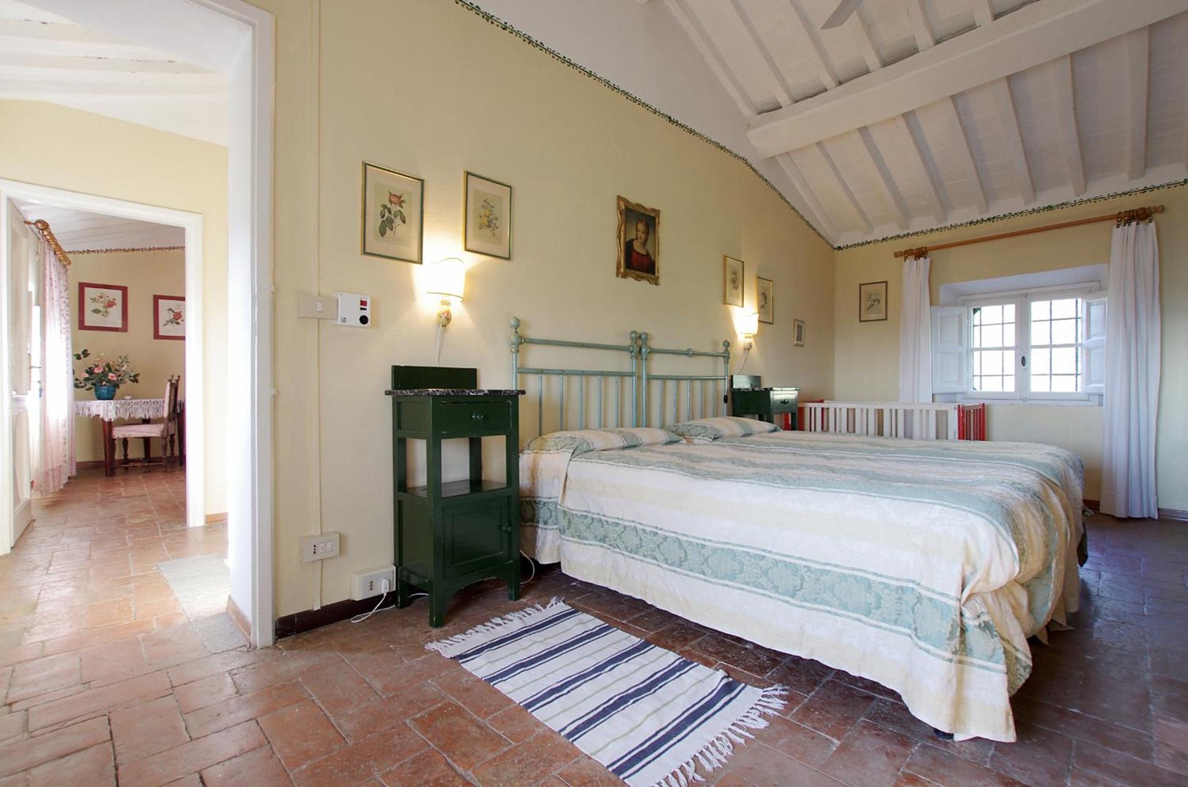 Two-Bedroom Apartment - Photo 3
