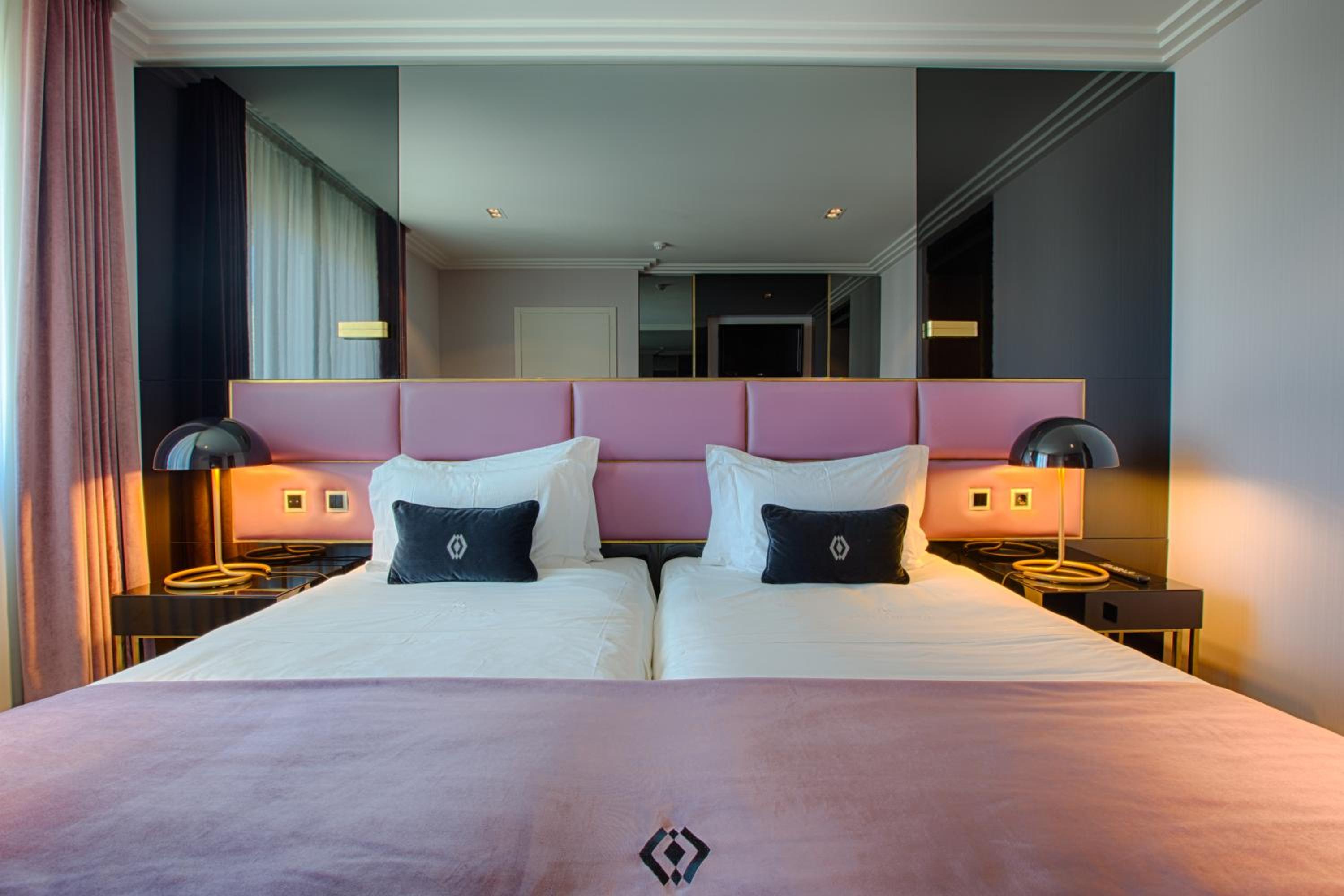 Deluxe Double or Twin Room photo 3